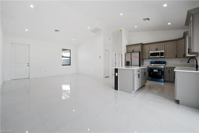1213 NW 22nd Place, Cape Coral, FL 33993 4