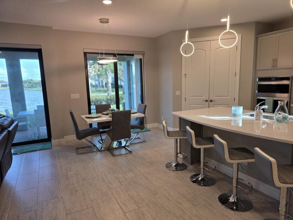 527 SE Vallarta Drive, Port St. Lucie, FL 34984 37