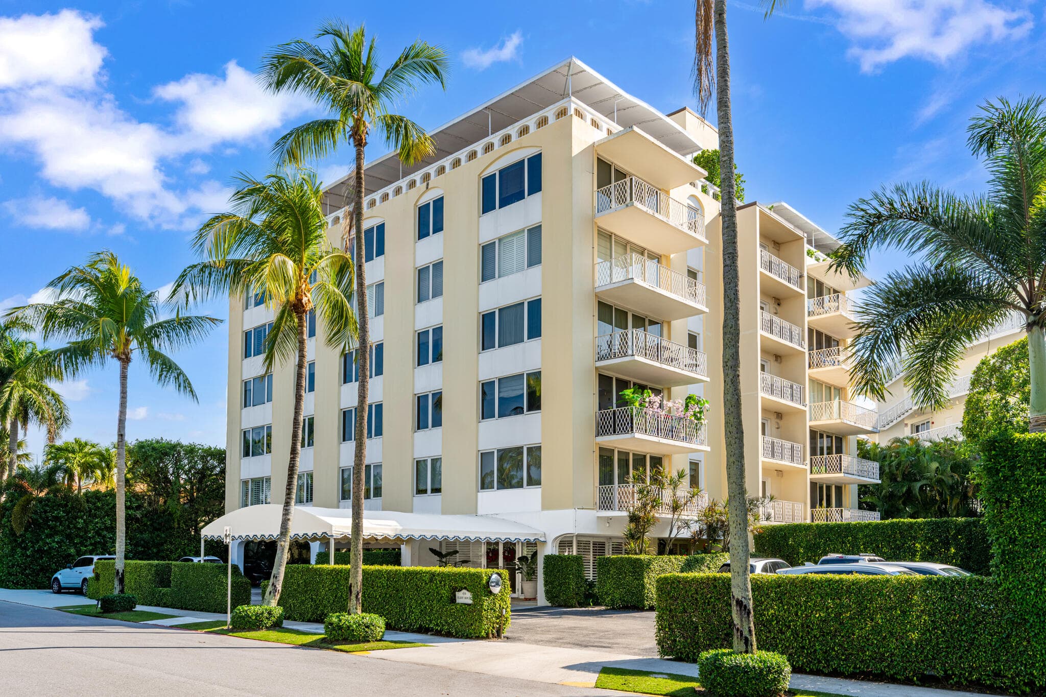 434 Chilean Avenue 2b, Palm Beach, FL 33480