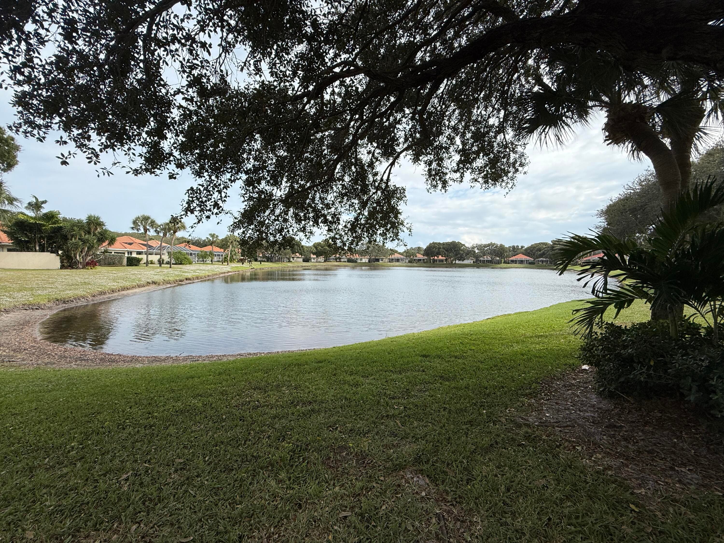 222 E Tall Oaks Circle, Palm Beach Gardens, FL 33410 3