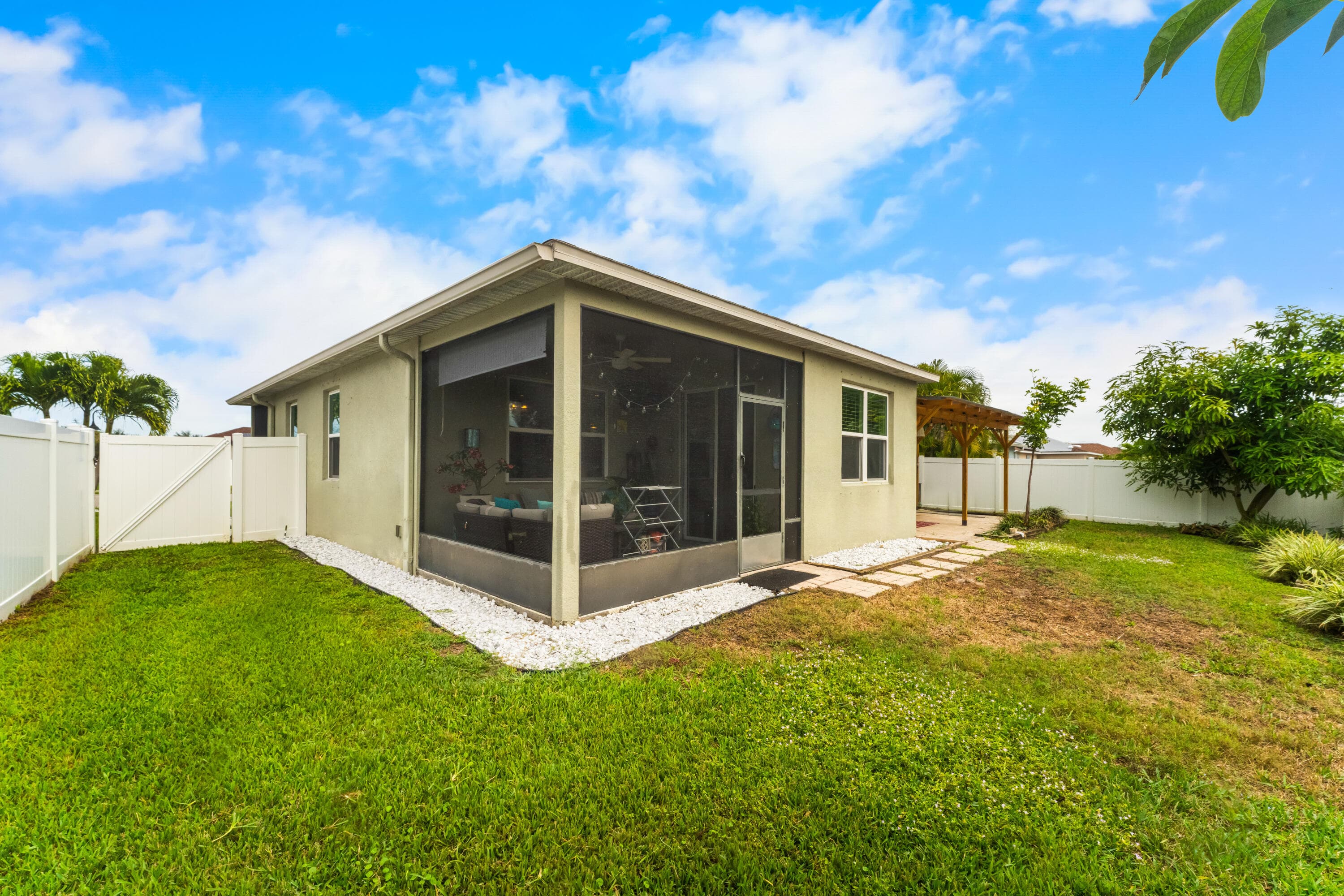 110 65th Avenue E, Bradenton, FL 34203 26