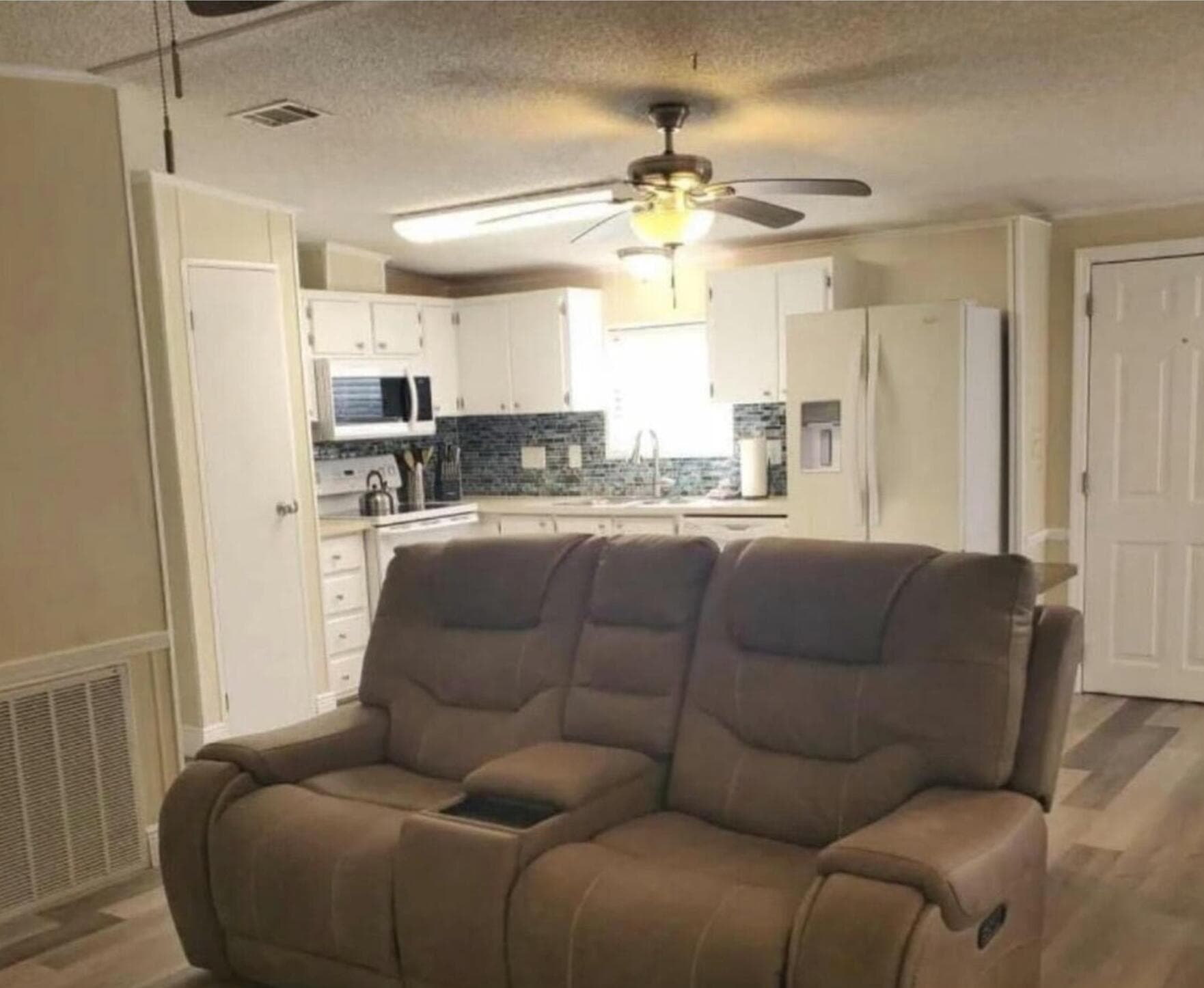 19418 Saddlebrook Court, North Fort Myers, FL 33903 13