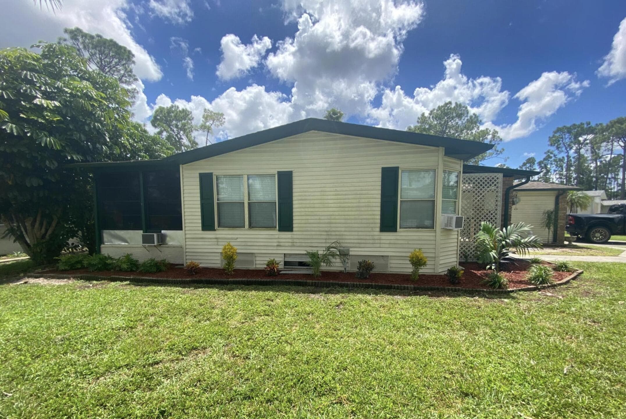 19418 Saddlebrook Court, North Fort Myers, FL 33903 24