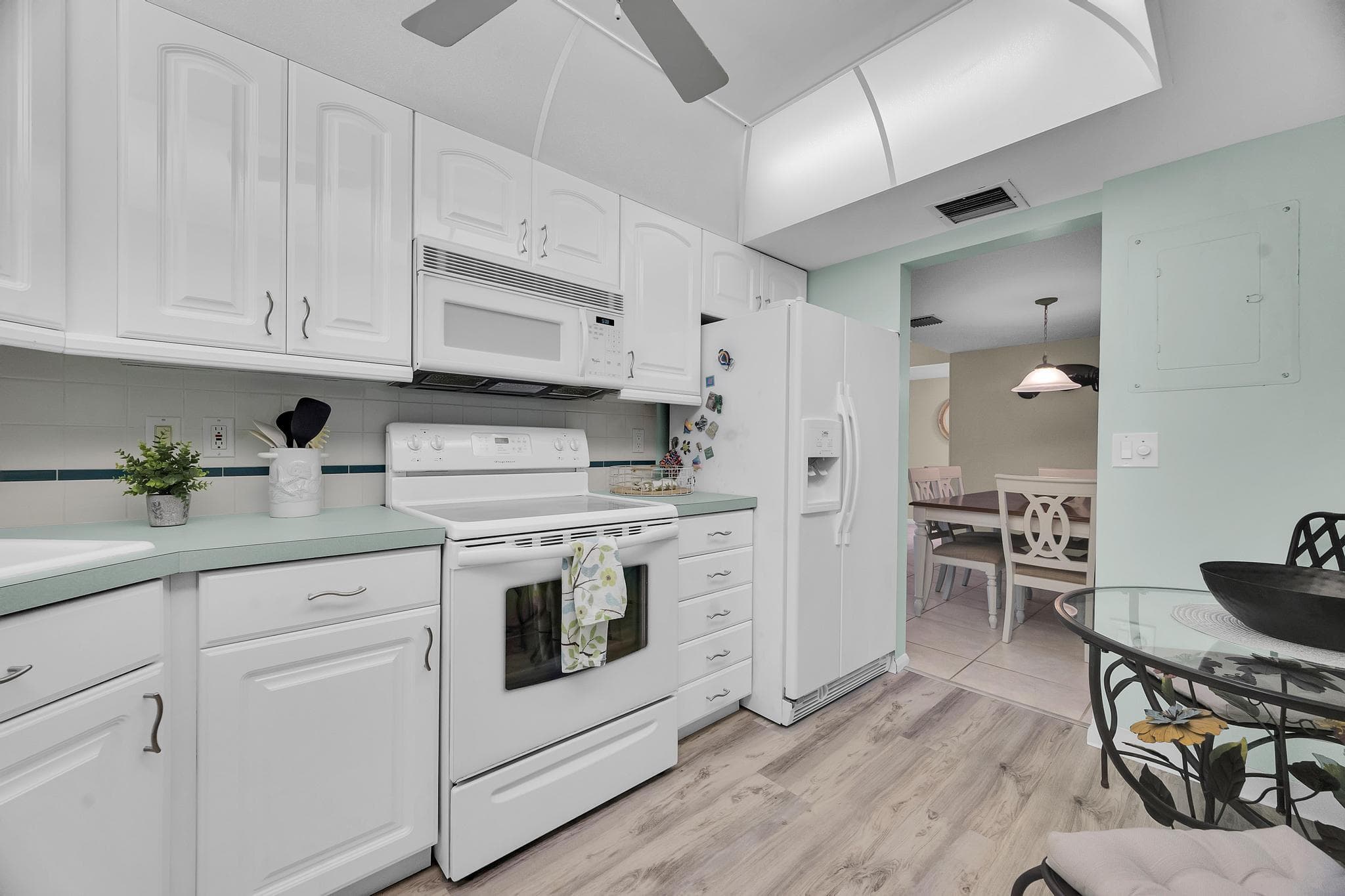 3492 NE Causeway Boulevard 103, Jensen Beach, FL 34957 3