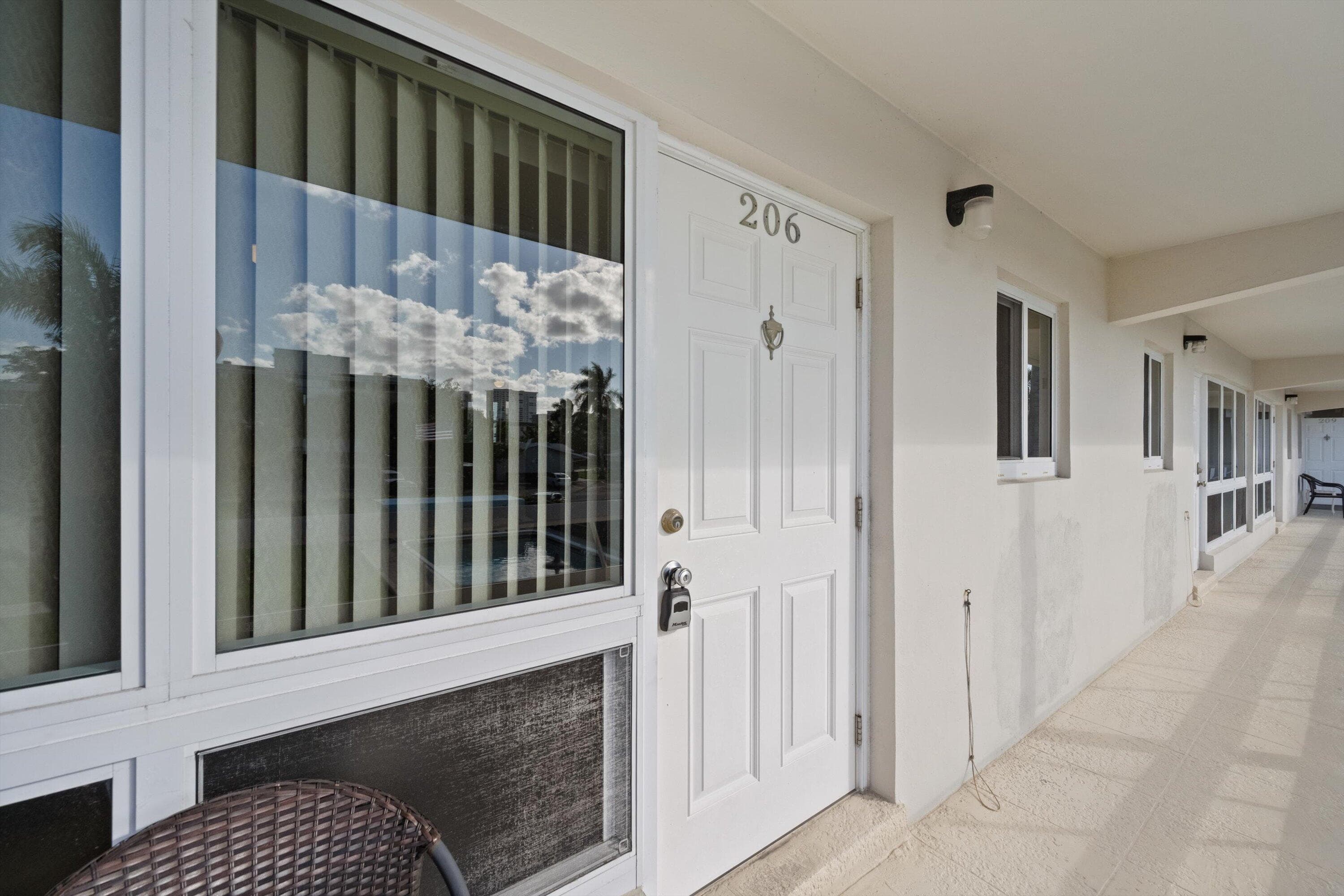 3205 SE 7th Street 206, Pompano Beach, FL 33062 5
