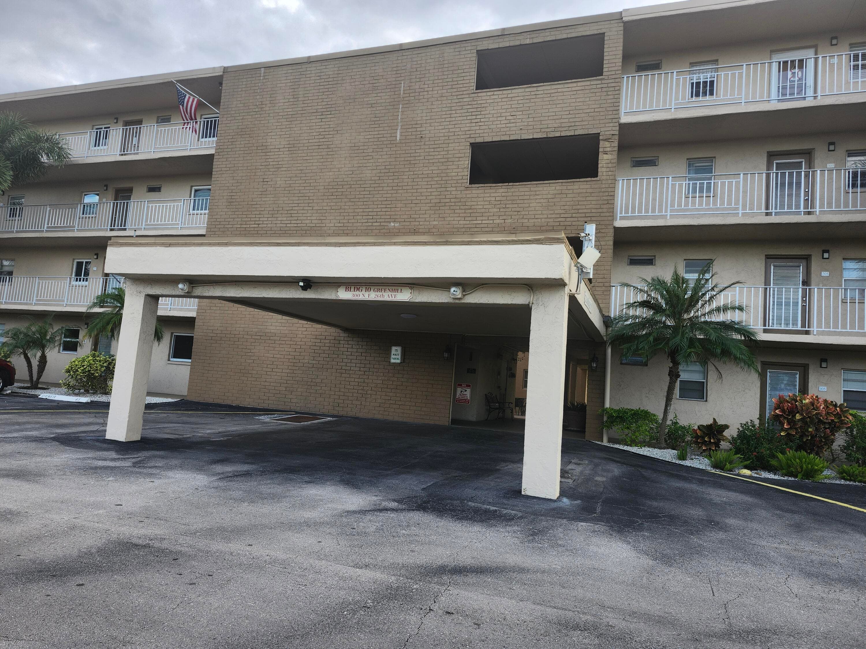300 NE 26th Avenue 305, Boynton Beach, FL 33435 25