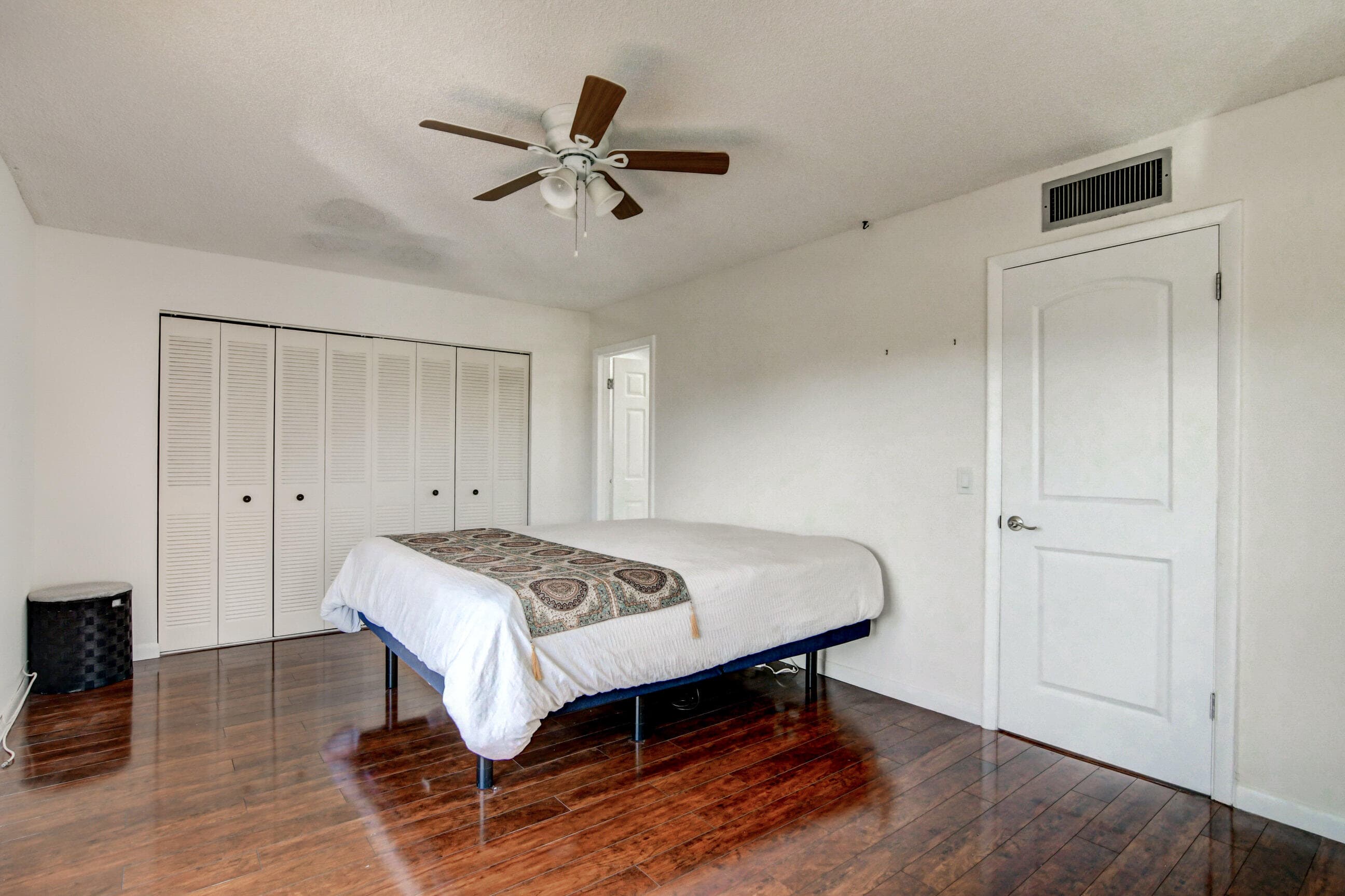 42 Burgundy A A, Delray Beach, FL 33484 16