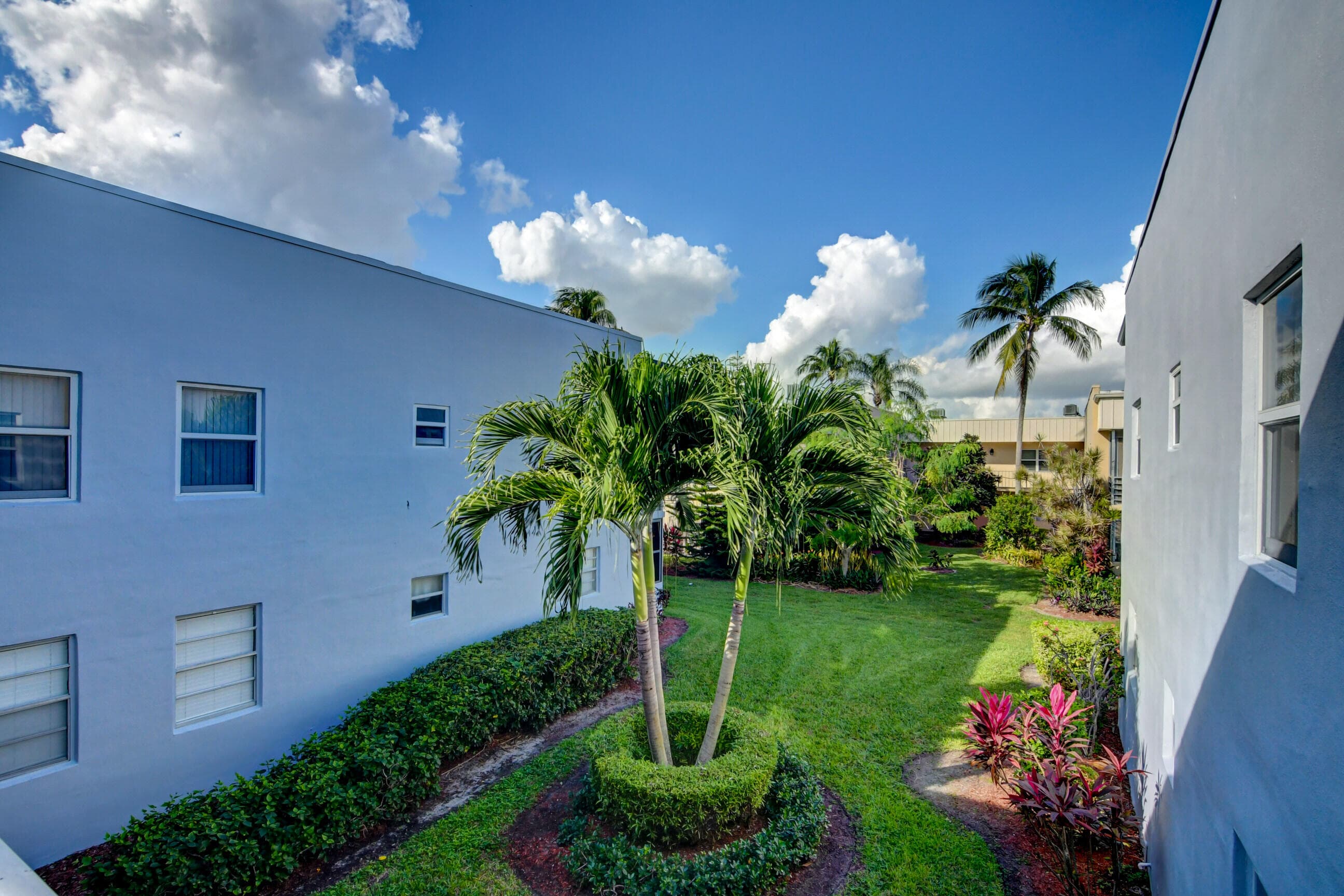 42 Burgundy A A, Delray Beach, FL 33484 30