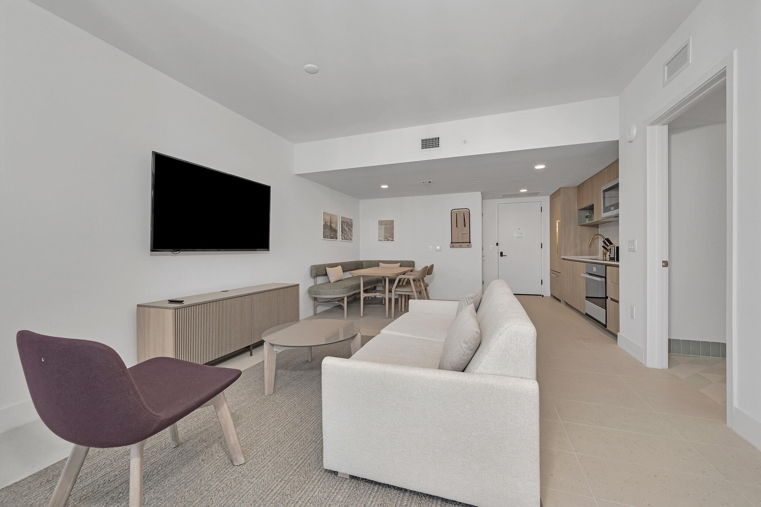 601 NE 1st Avenue 3809, Miami, FL 33132 8