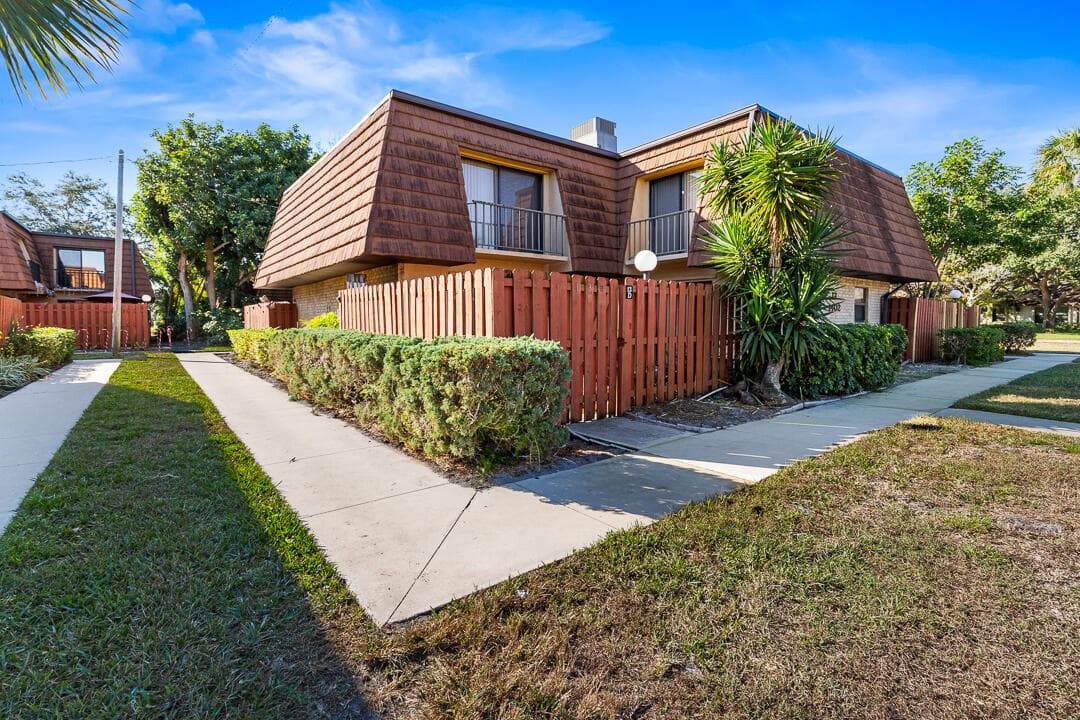 1402 Nebraska Avenue 13, Fort Pierce, FL 34950 28