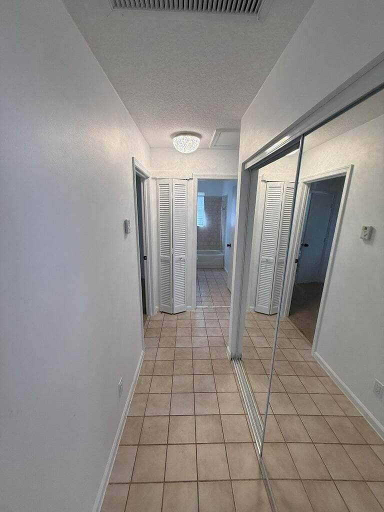 1334 N Mangonia Drive Drive, West Palm Beach, FL 33401 15