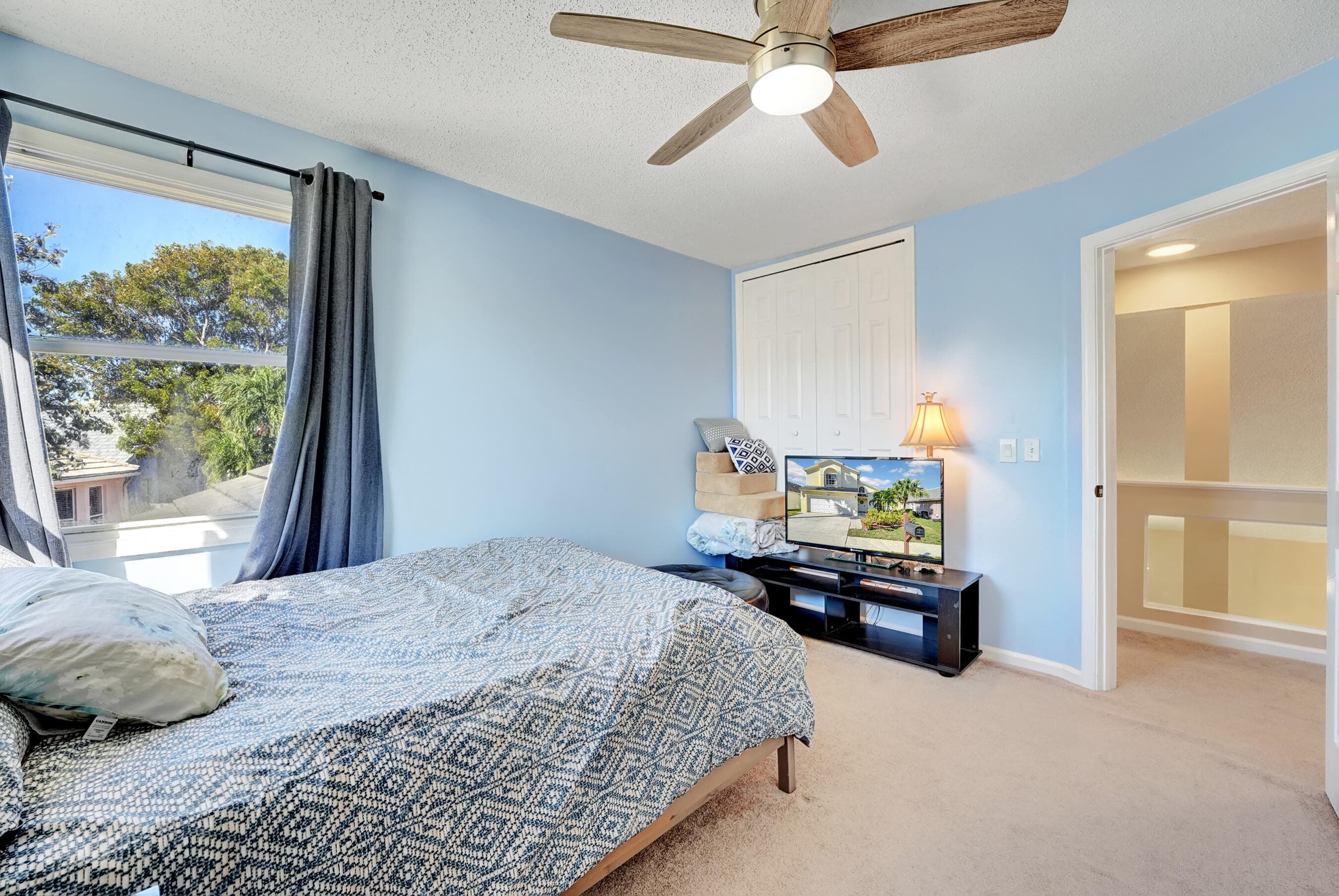 2008 Normandy Circle, West Palm Beach, FL 33409 6
