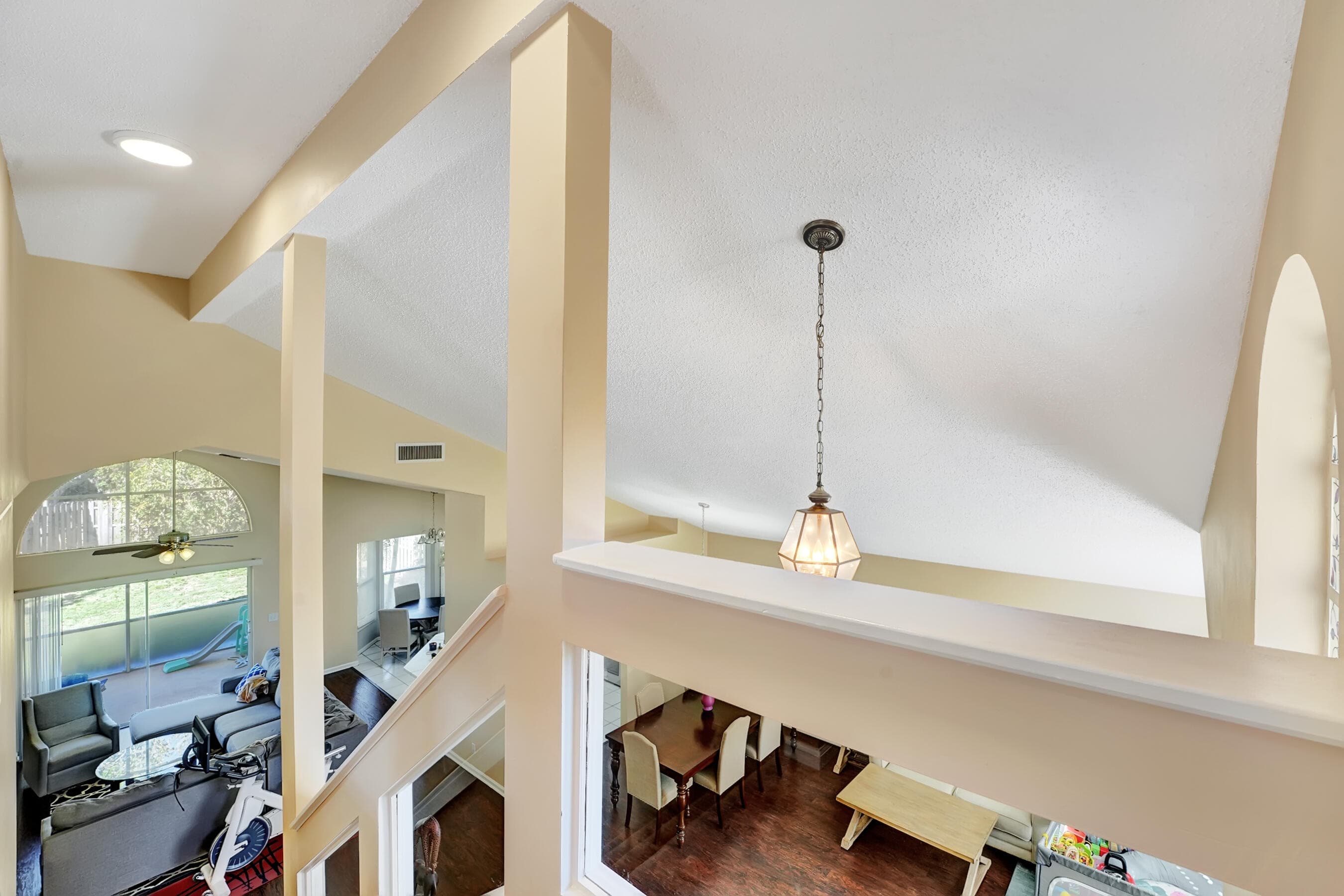 2008 Normandy Circle, West Palm Beach, FL 33409 13