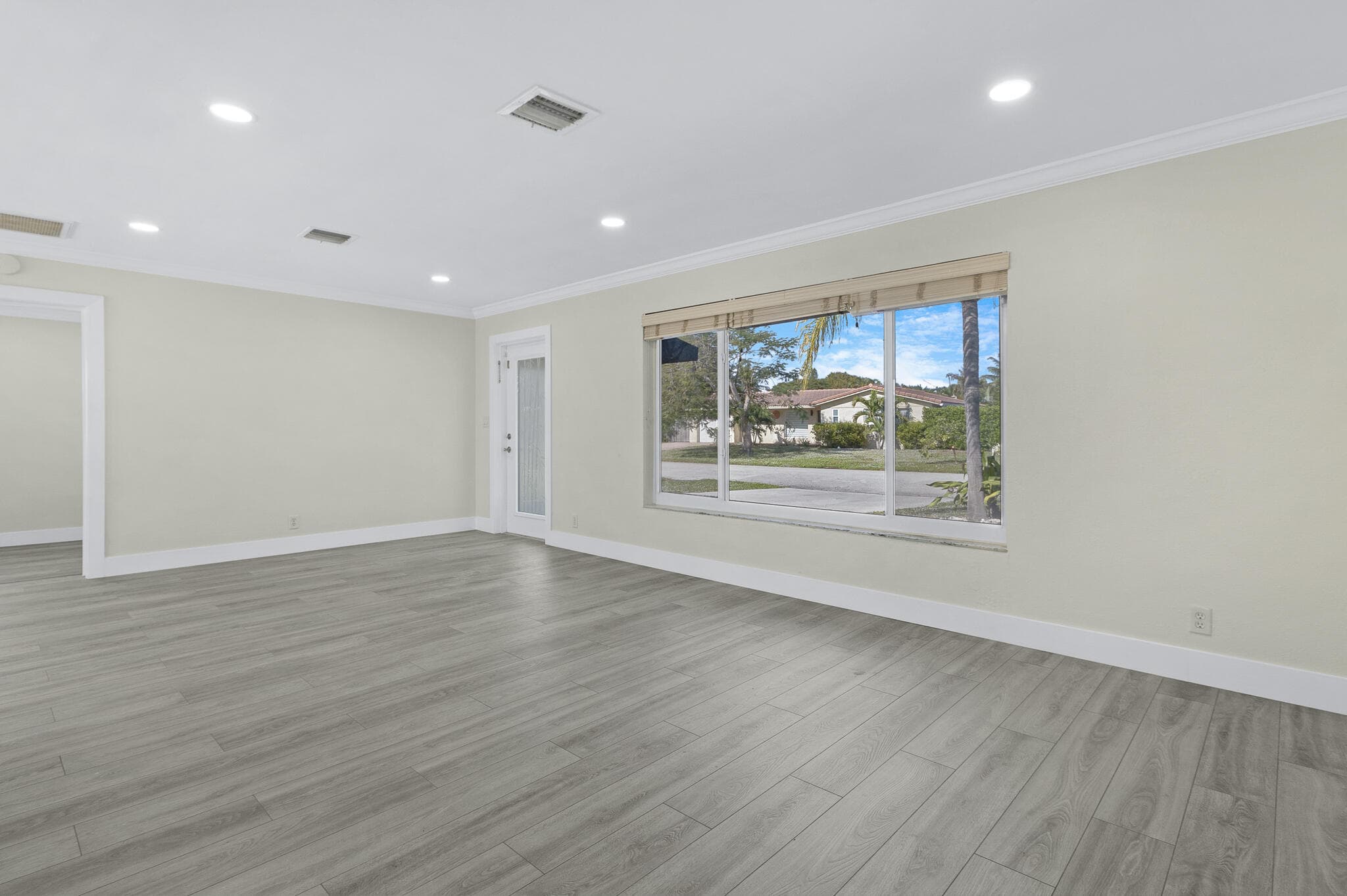 912 SE 8th Court, Deerfield Beach, FL 33441 8