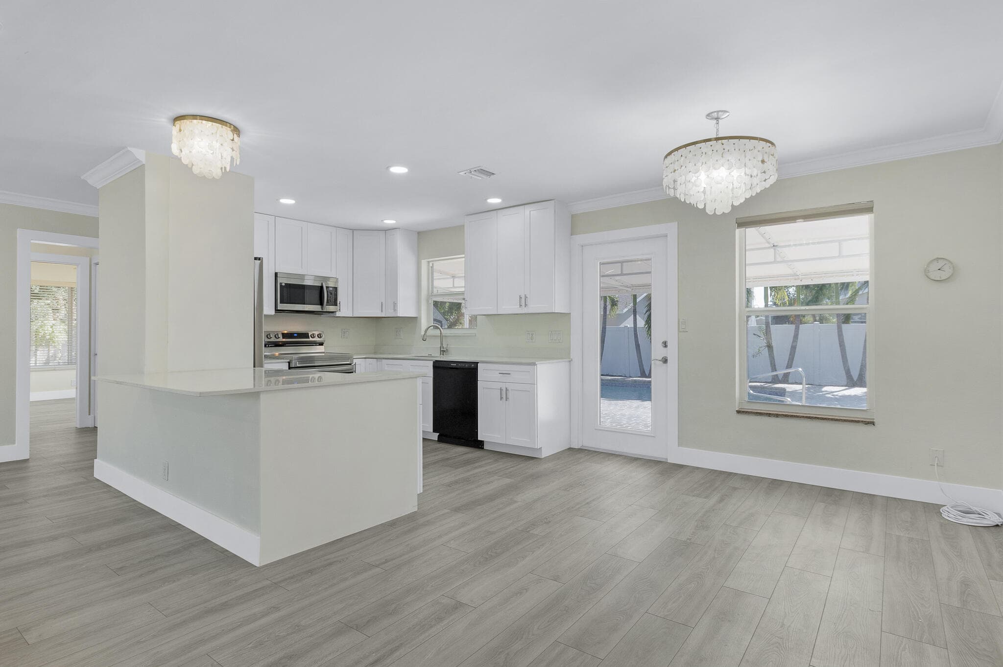 912 SE 8th Court, Deerfield Beach, FL 33441 10
