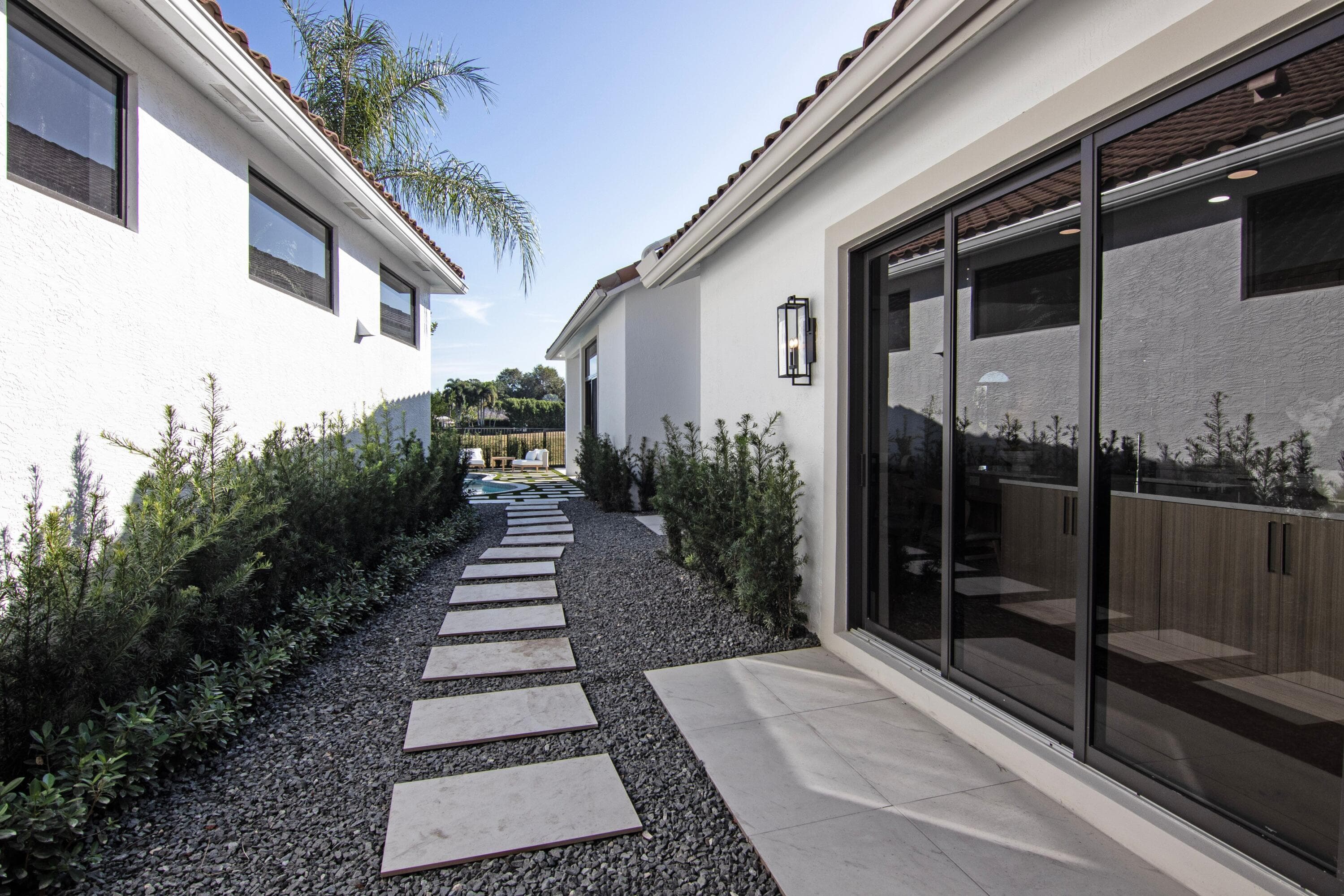 2570 Players Court, Wellington, FL 33414 48