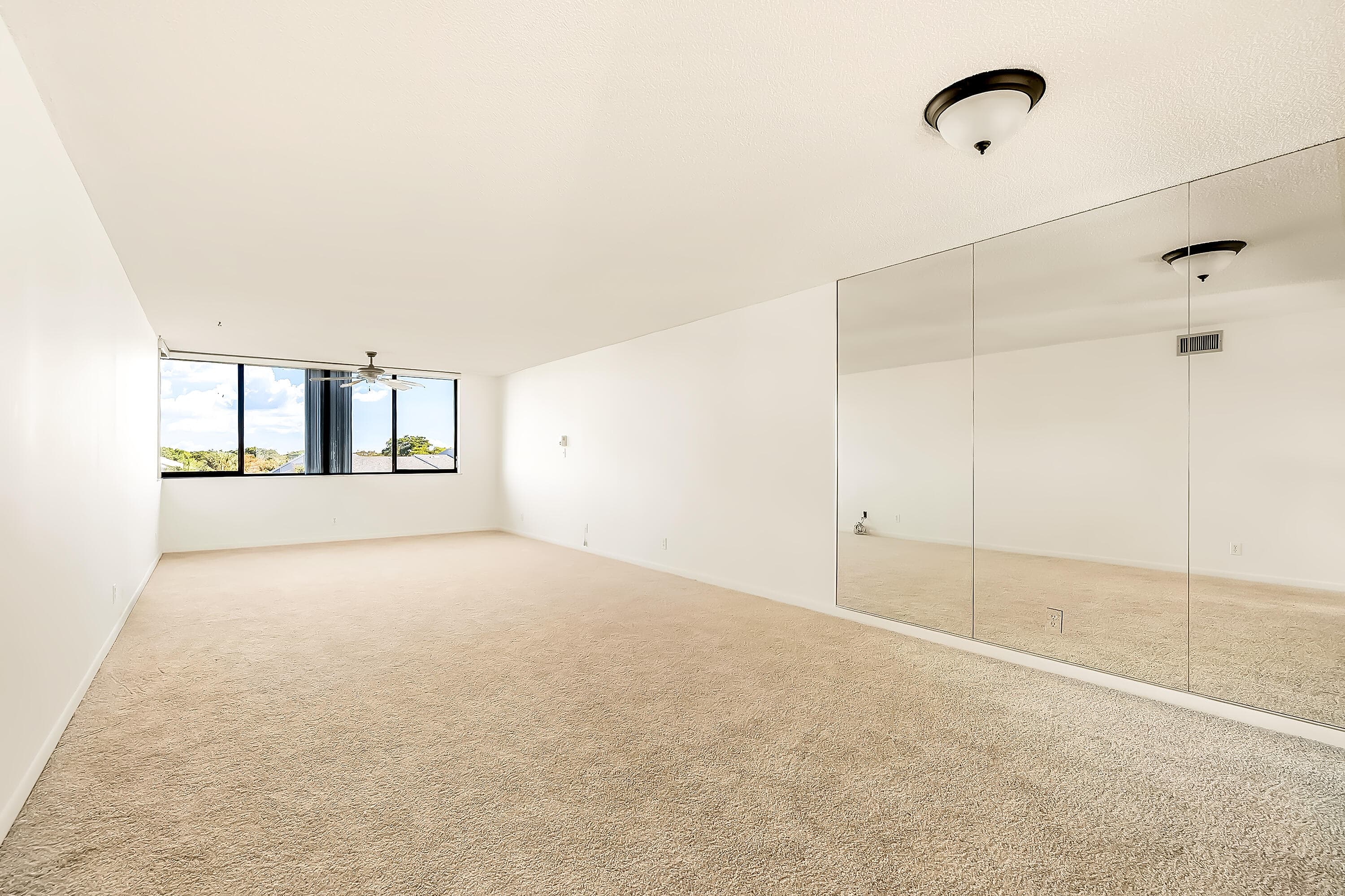 8030 Hampton Boulevard 502, North Lauderdale, FL 33068 7