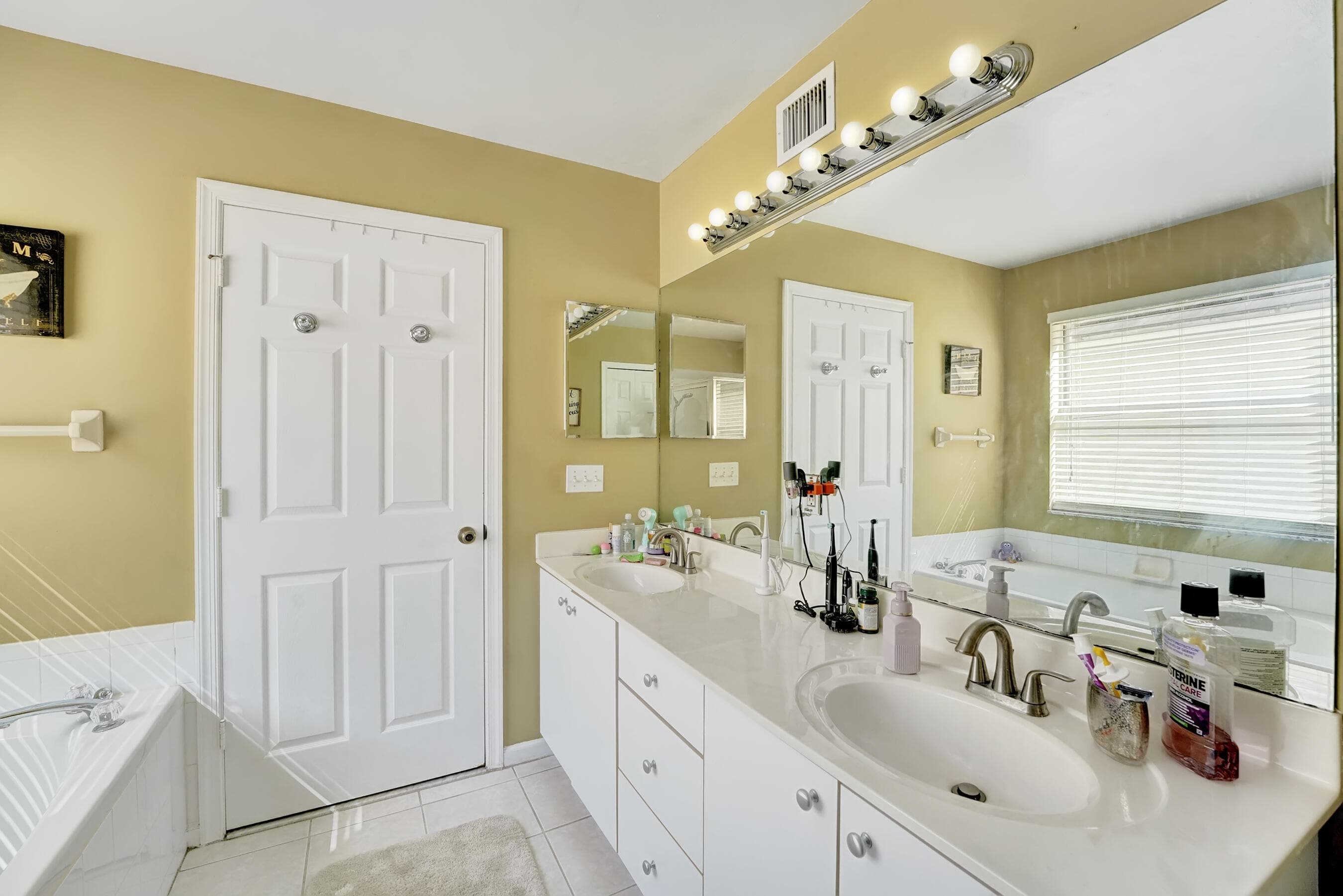 2008 Normandy Circle, West Palm Beach, FL 33409 39