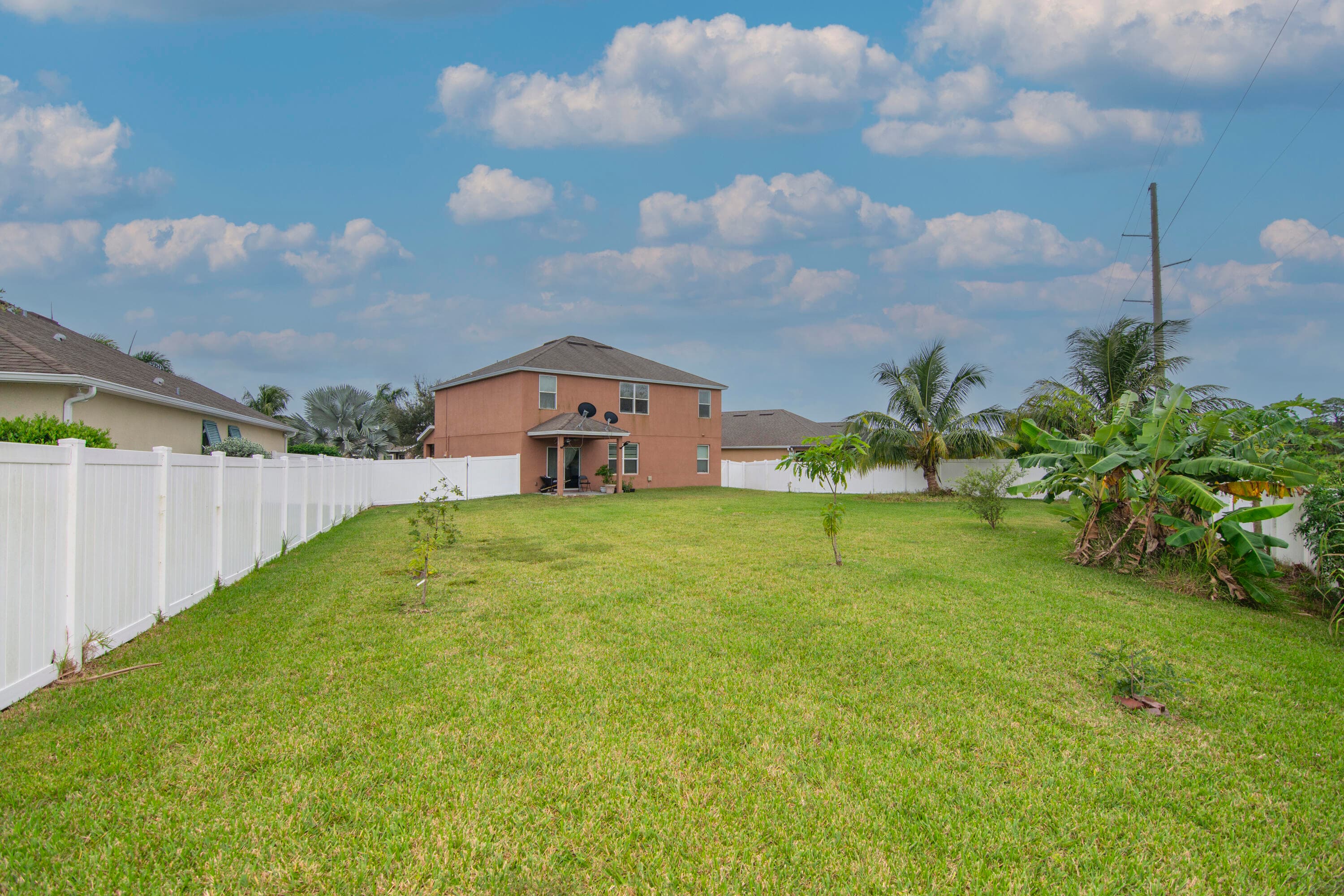 1615 Lexington Square SW, Vero Beach, FL 32962 23