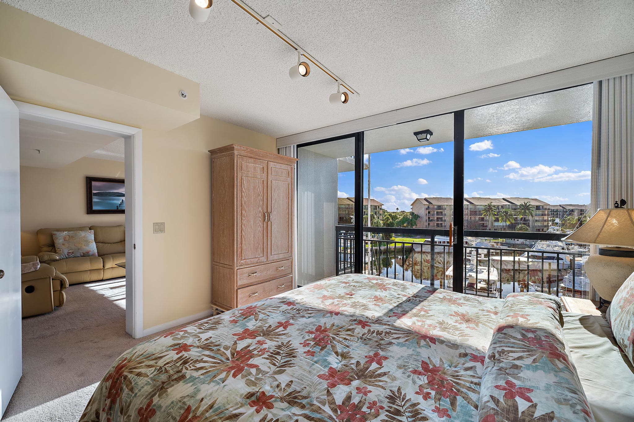 2601 Marina Isle Way 402, Jupiter, FL 33477 32