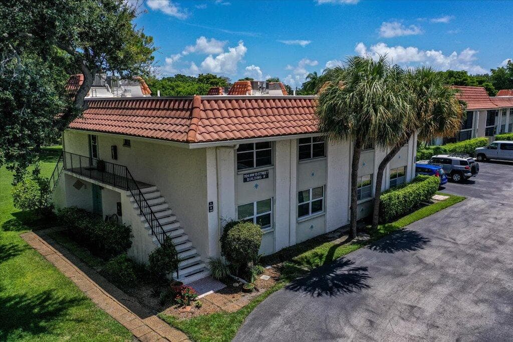 1124 NW 13th Street 120a, Boca Raton, FL 33486 2