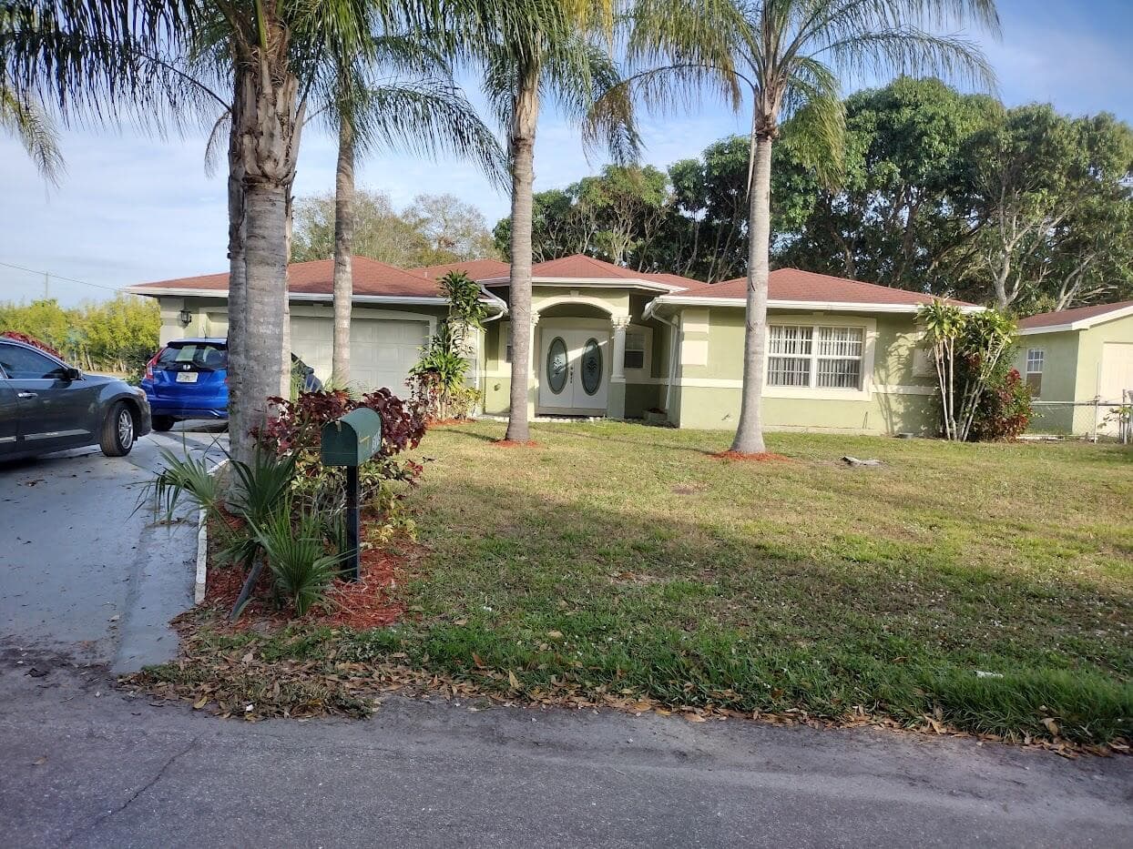 318 N 24th Street, Fort Pierce, FL 34950