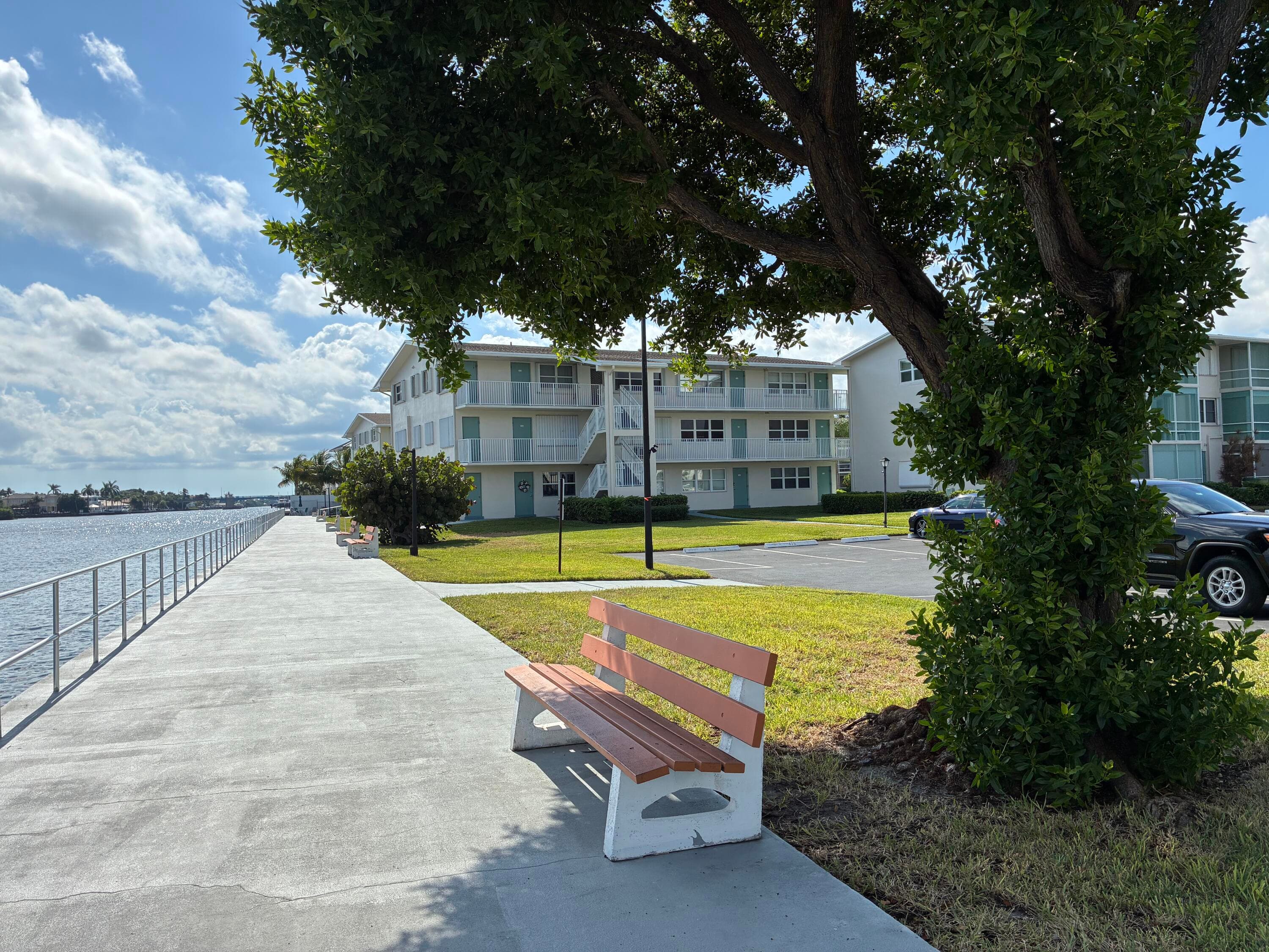 650 Horizons Avenue E 107, Boynton Beach, FL 33435 8