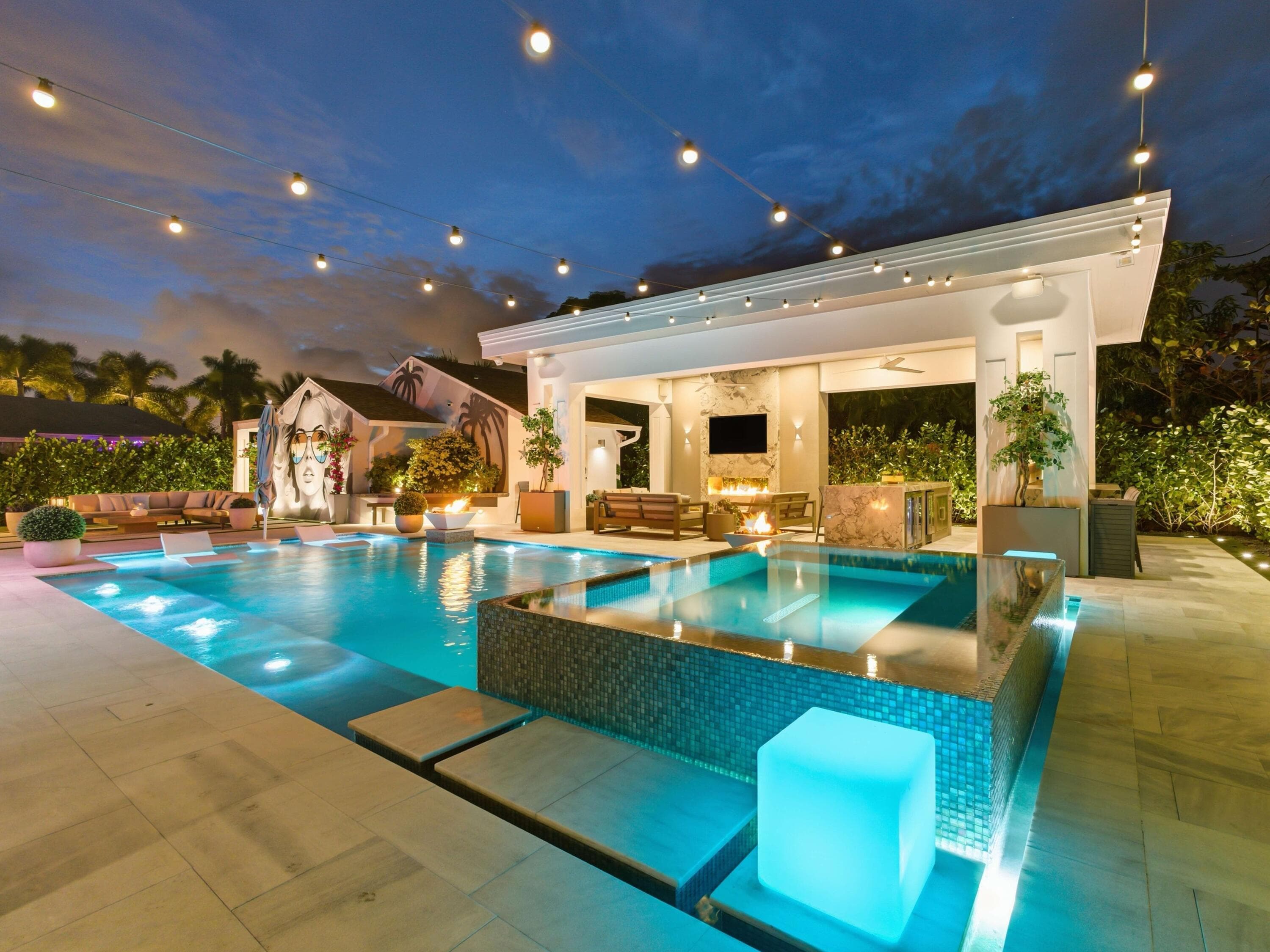 2210 NE 3rd Ave Avenue, Delray Beach, FL 33444 60