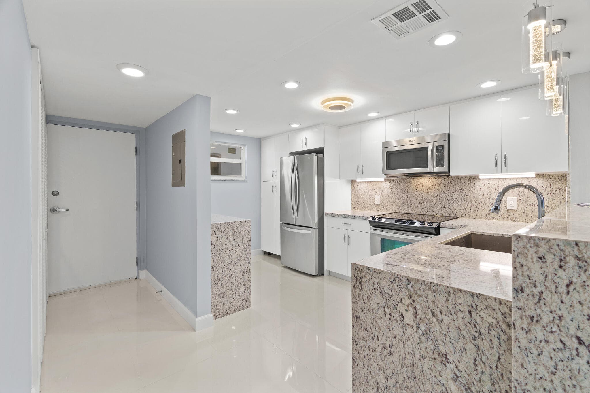 3580 S Ocean Boulevard 8b, South Palm Beach, FL 33480 5