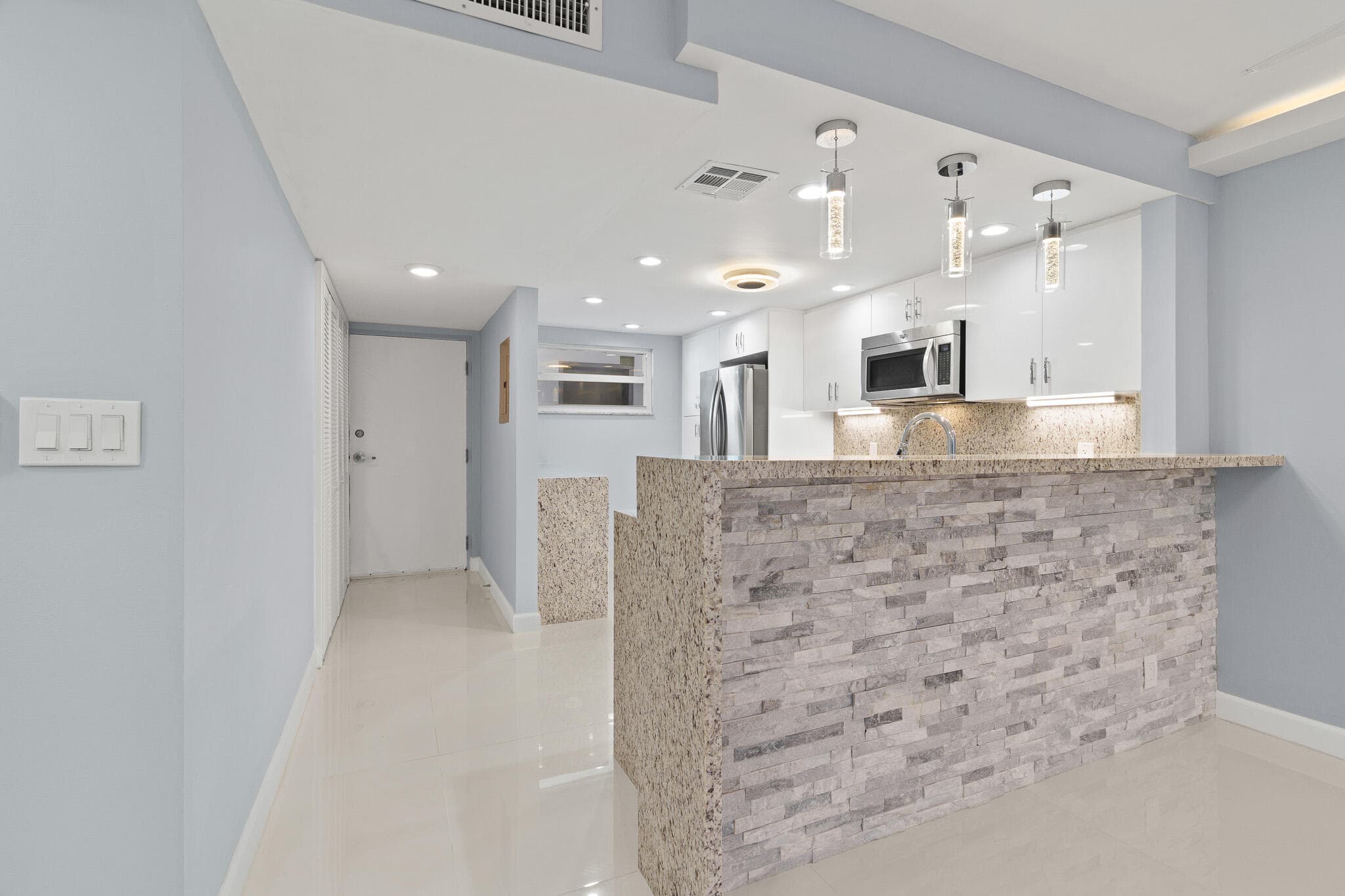 3580 S Ocean Boulevard 8b, South Palm Beach, FL 33480 16