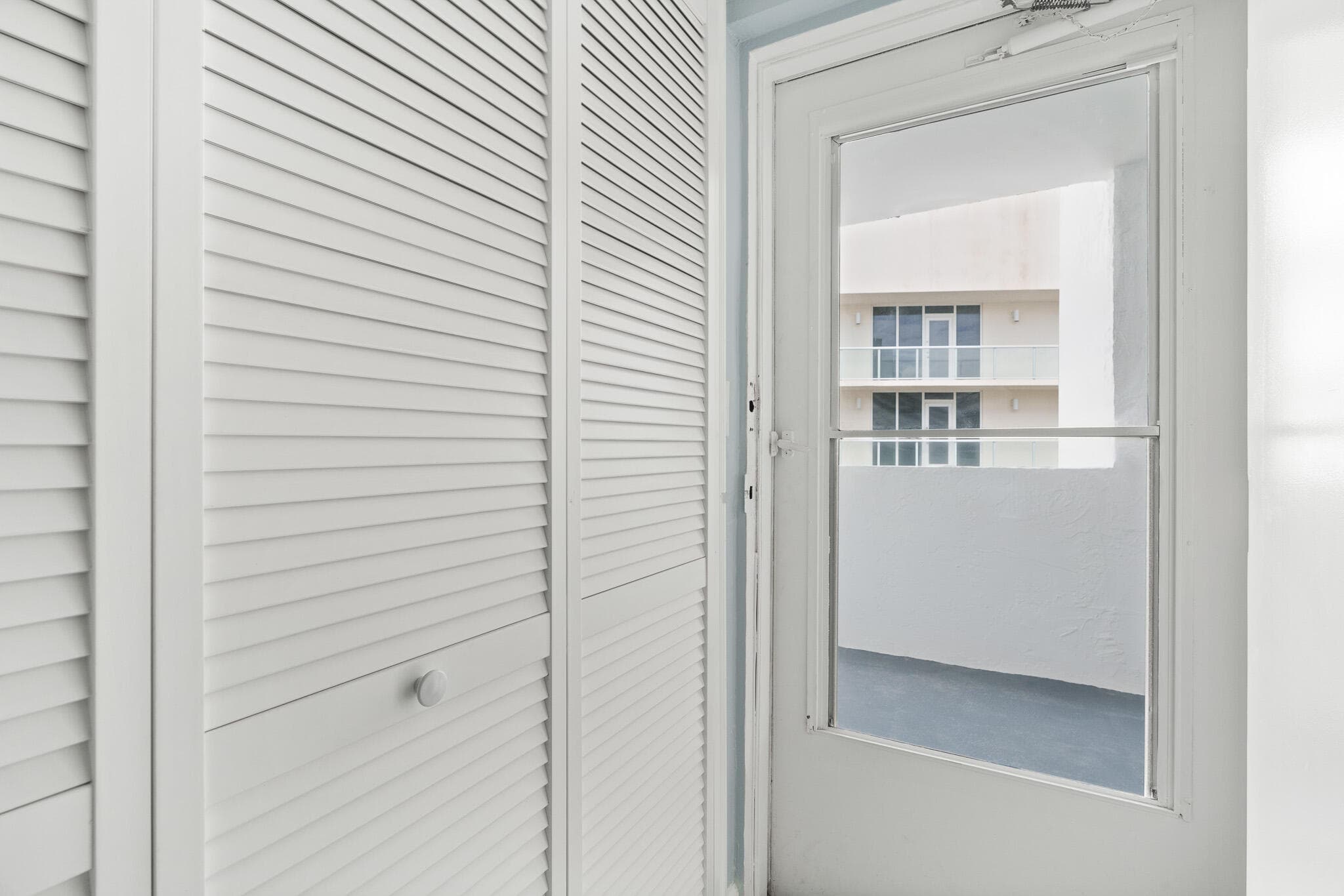 3580 S Ocean Boulevard 8b, South Palm Beach, FL 33480 32