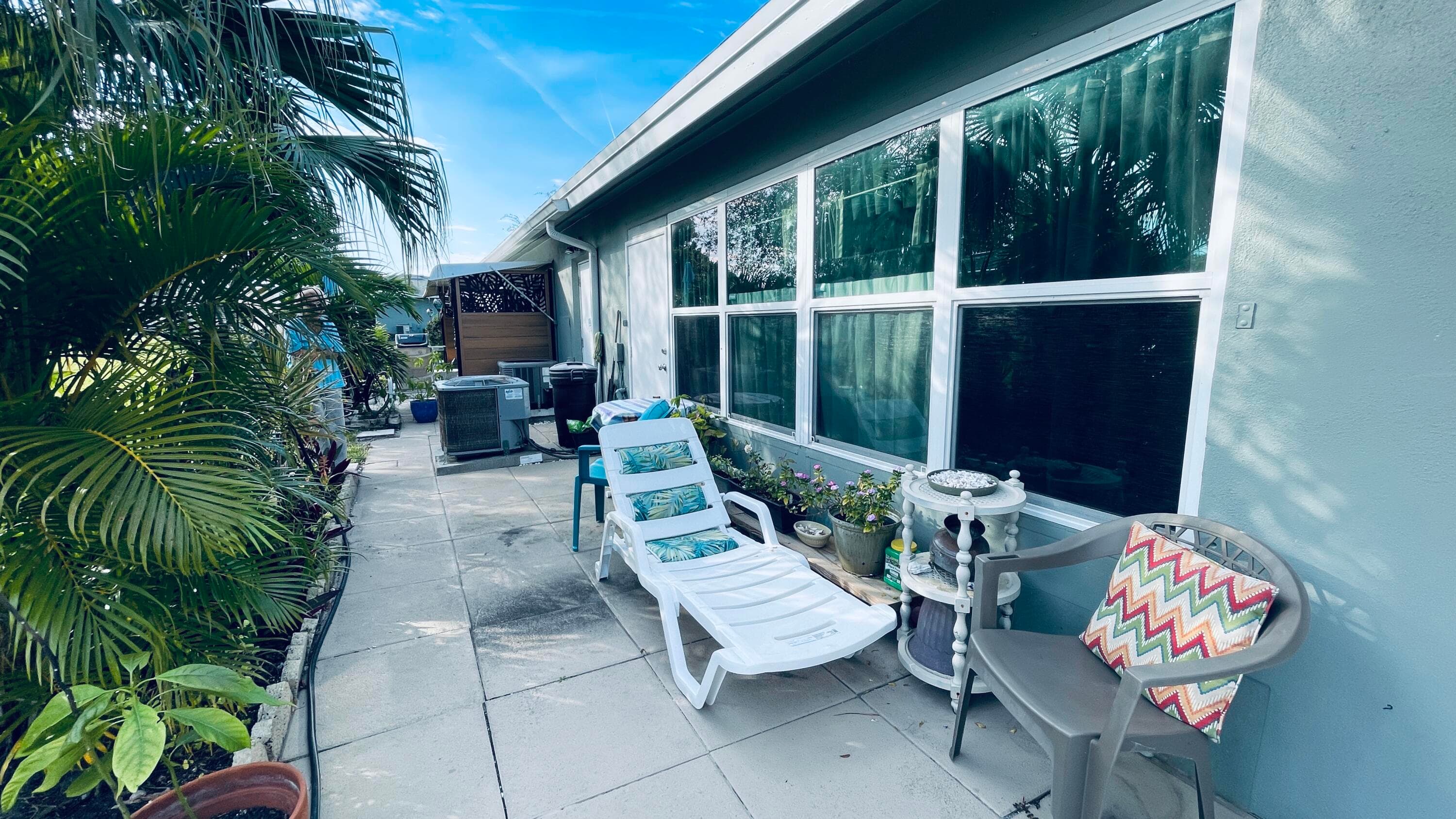 910 South Drive B, Delray Beach, FL 33445 12