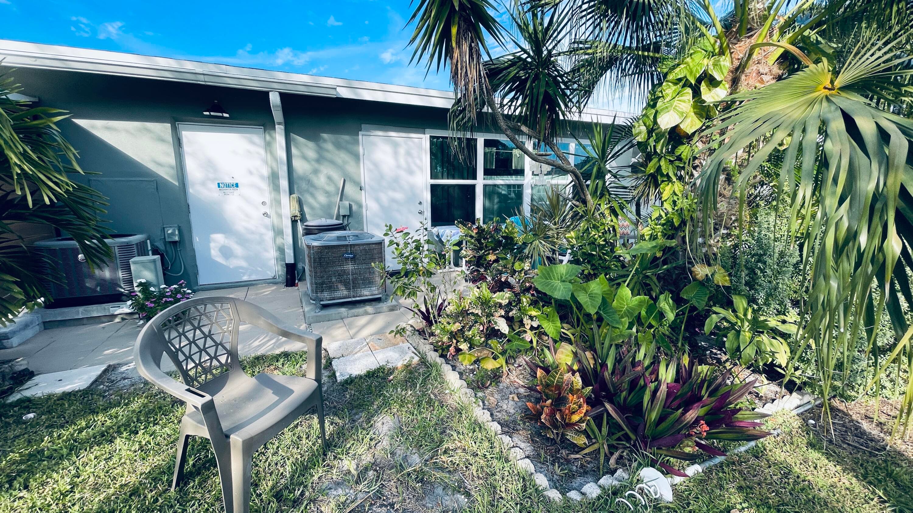 910 South Drive B, Delray Beach, FL 33445 14