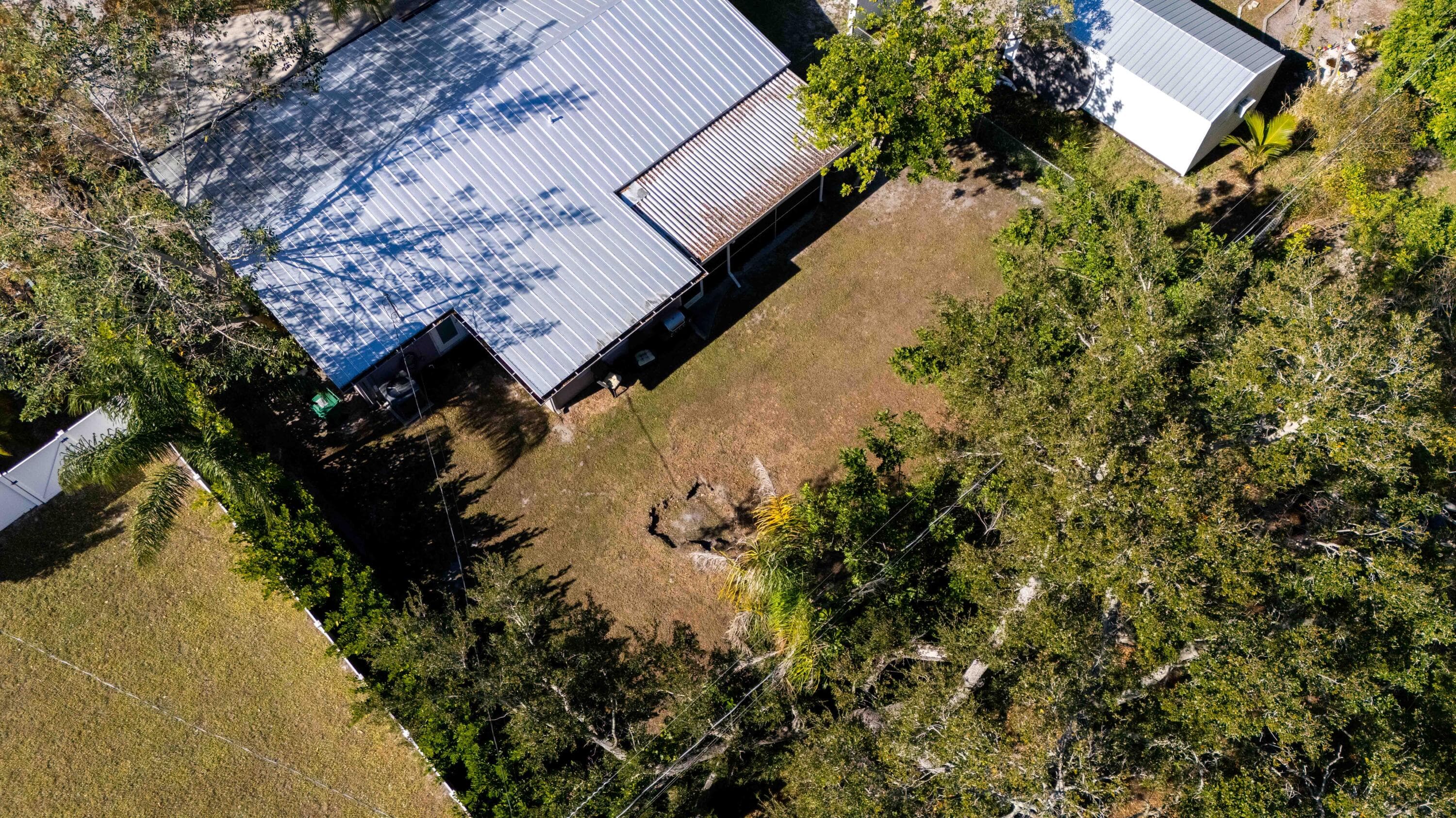 477 SE Asbury Lane, Port St. Lucie, FL 34983 18