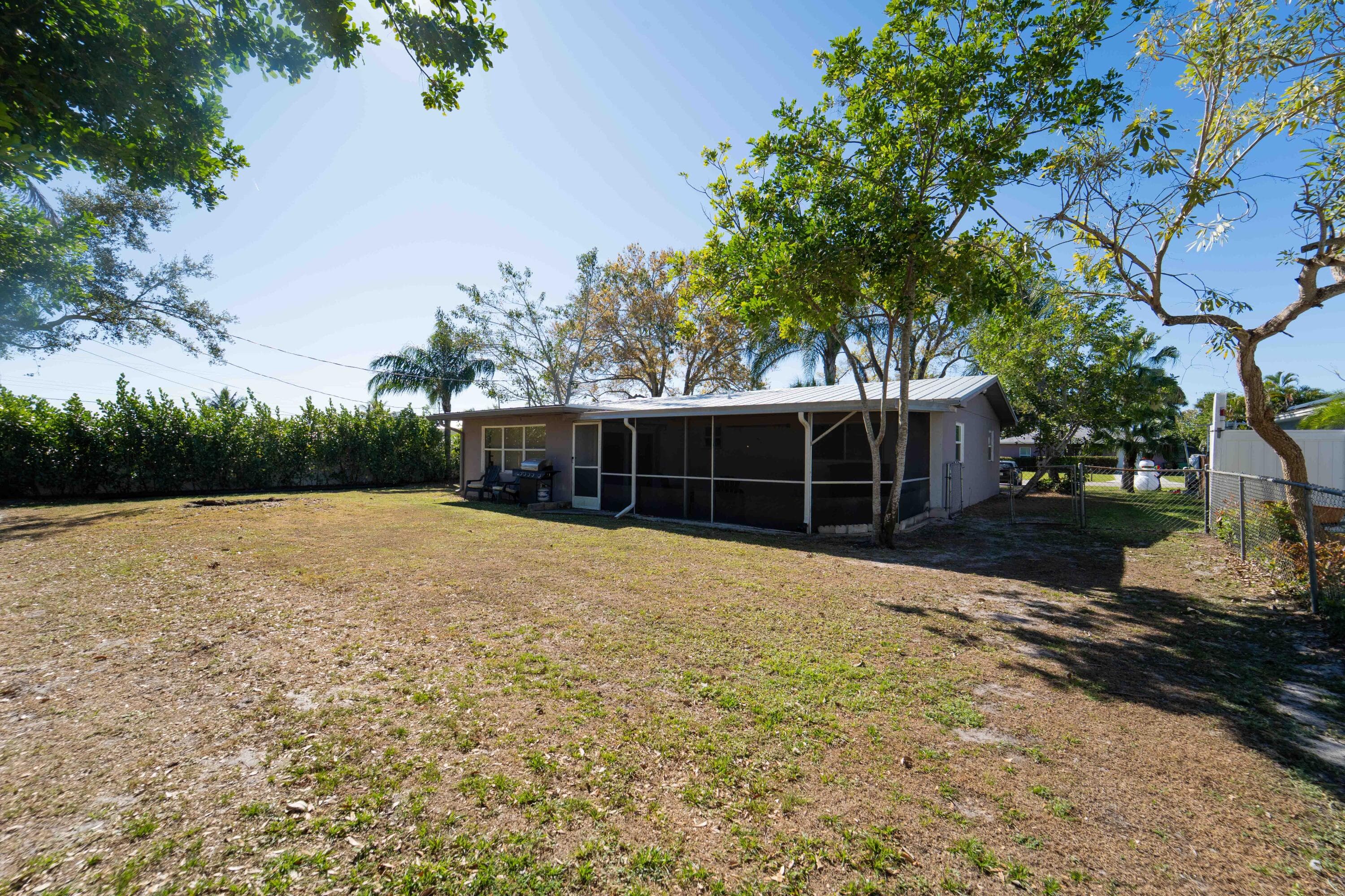 477 SE Asbury Lane, Port St. Lucie, FL 34983 16