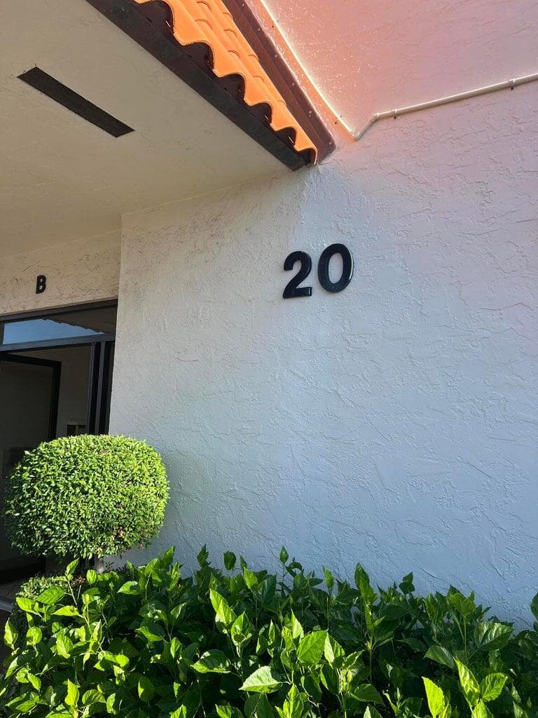 20 Yacht Club Drive 405, North Palm Beach, FL 33408 23