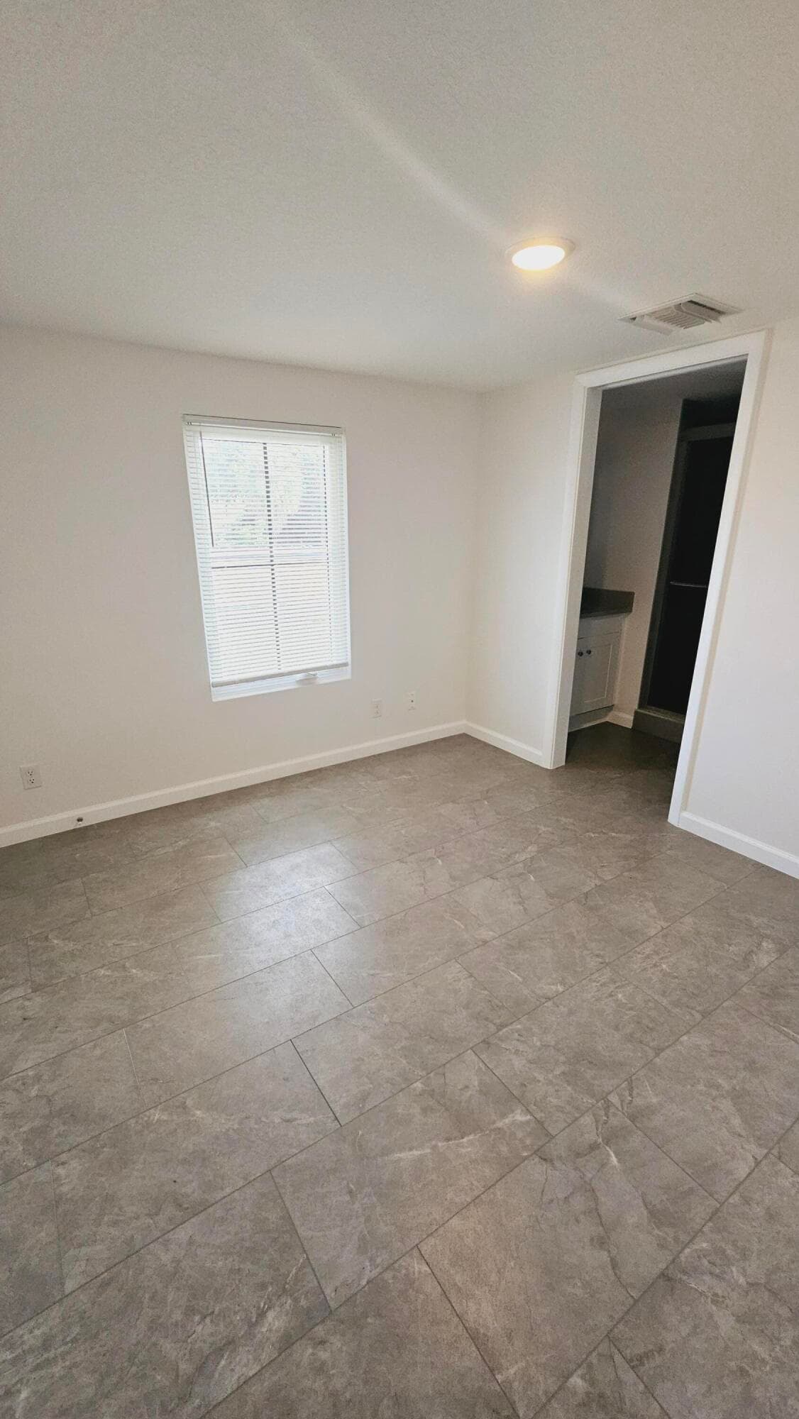 914 10th Street C, West Palm Beach, FL 33401 19