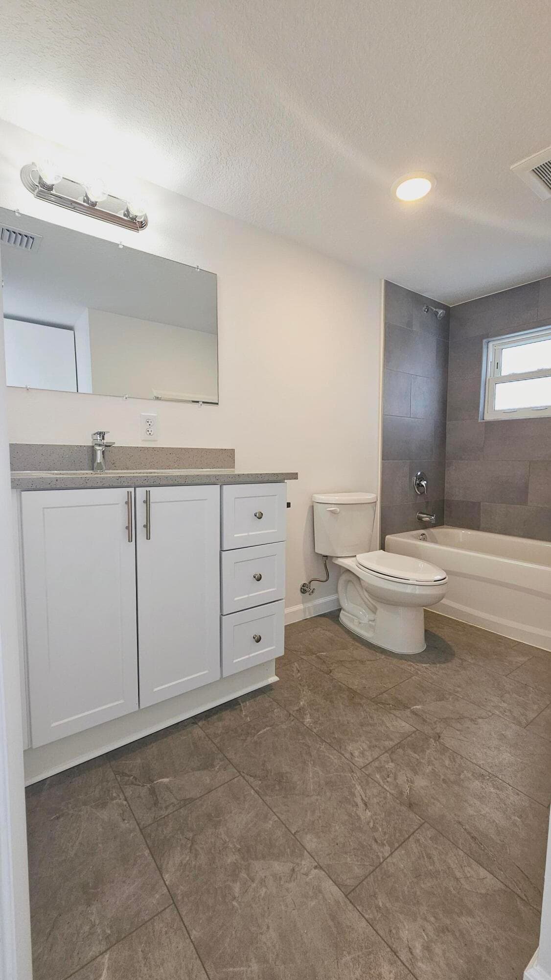 914 10th Street C, West Palm Beach, FL 33401 25