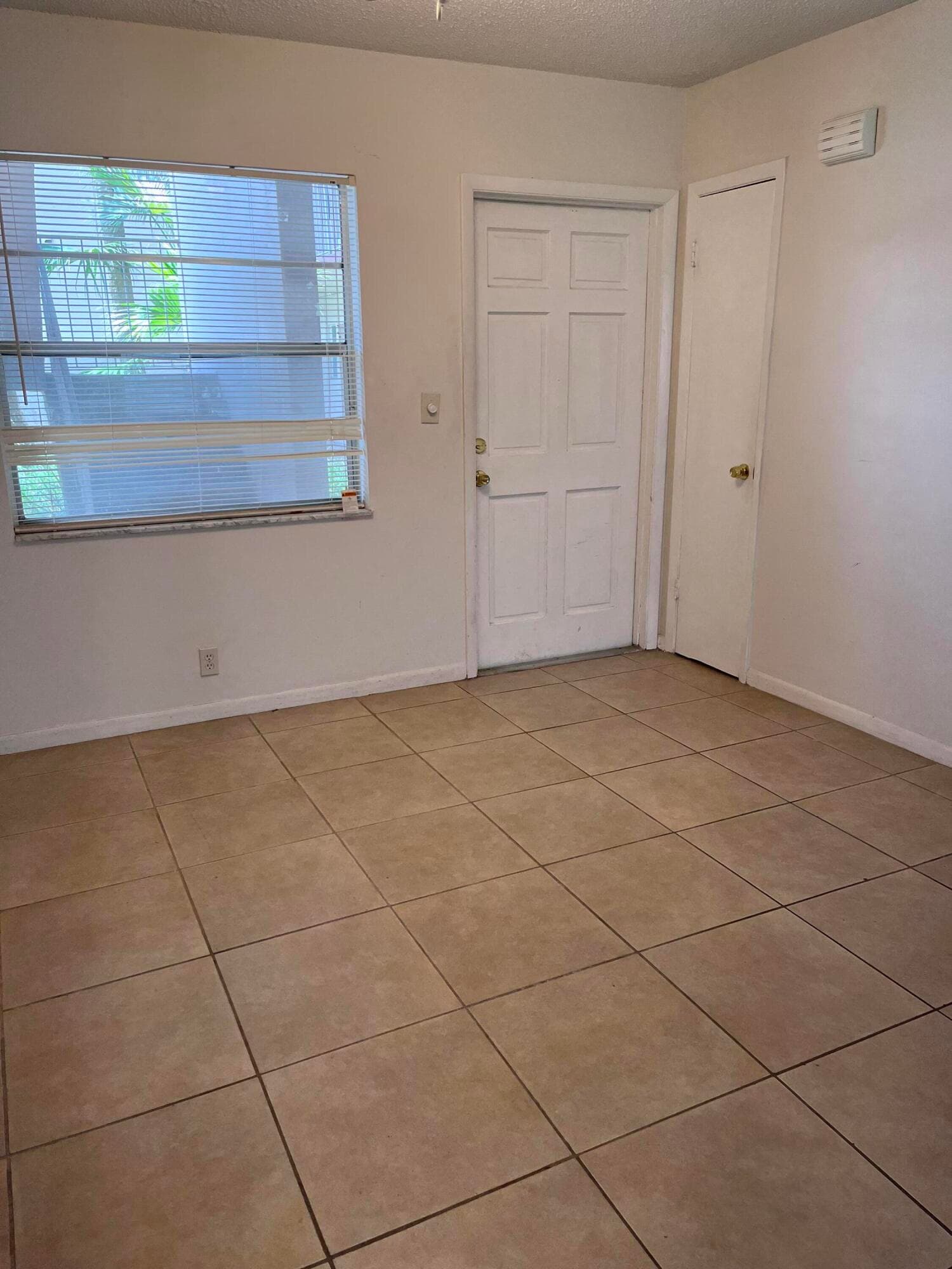8141 SW 24th Court 108, Davie, FL 33324 5