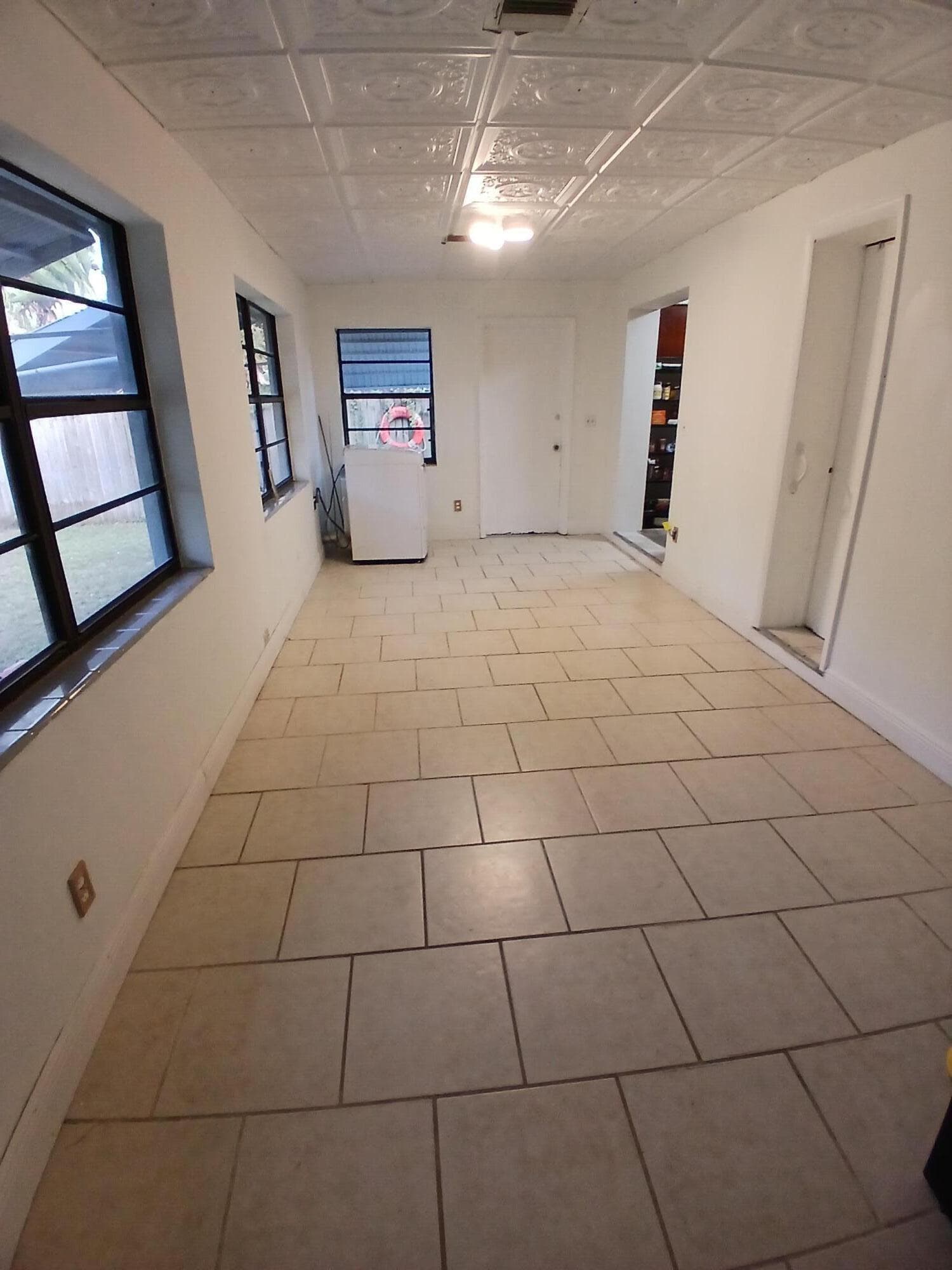 239 Gulfstream Blvd. ( Se 36 Ave.) Boulevard, Boynton Beach, FL 33435 5