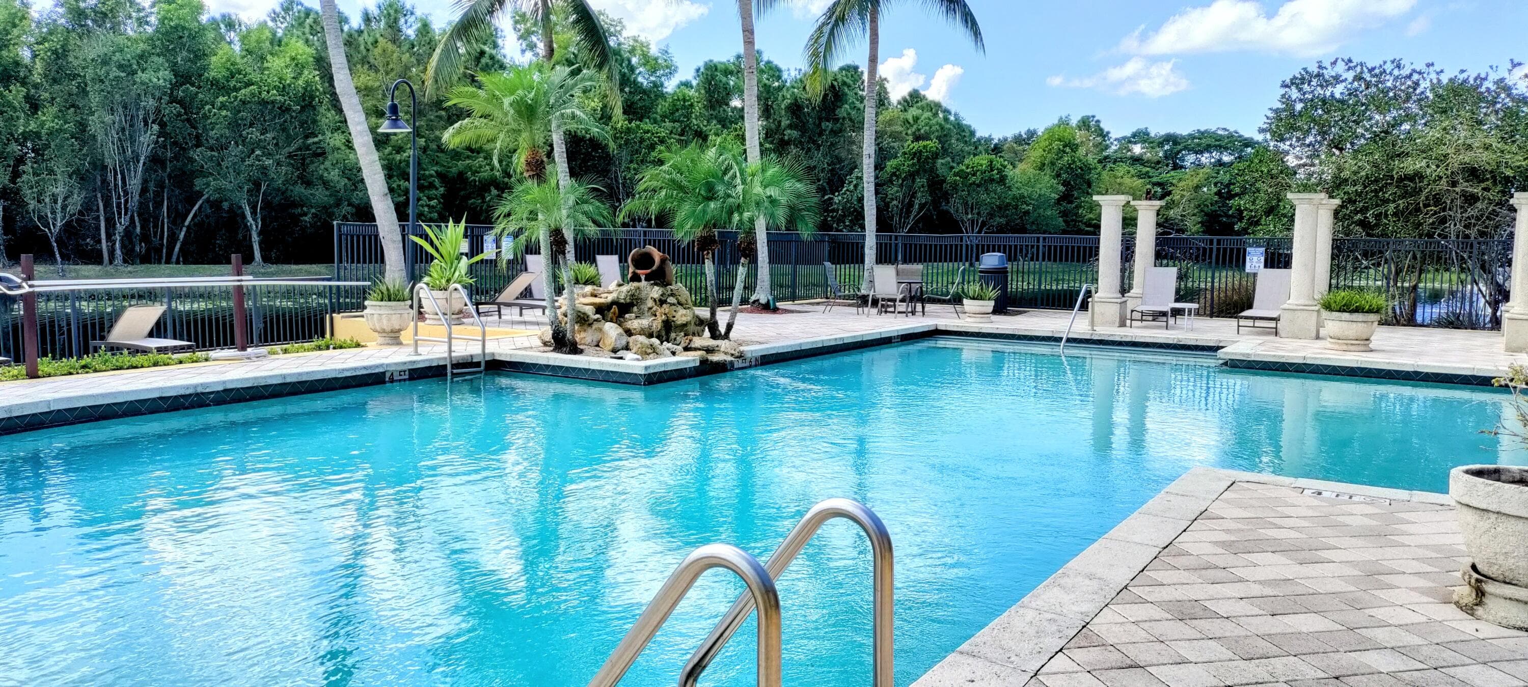 1000 Crestwood Court S 1008, Royal Palm Beach, FL 33411 19