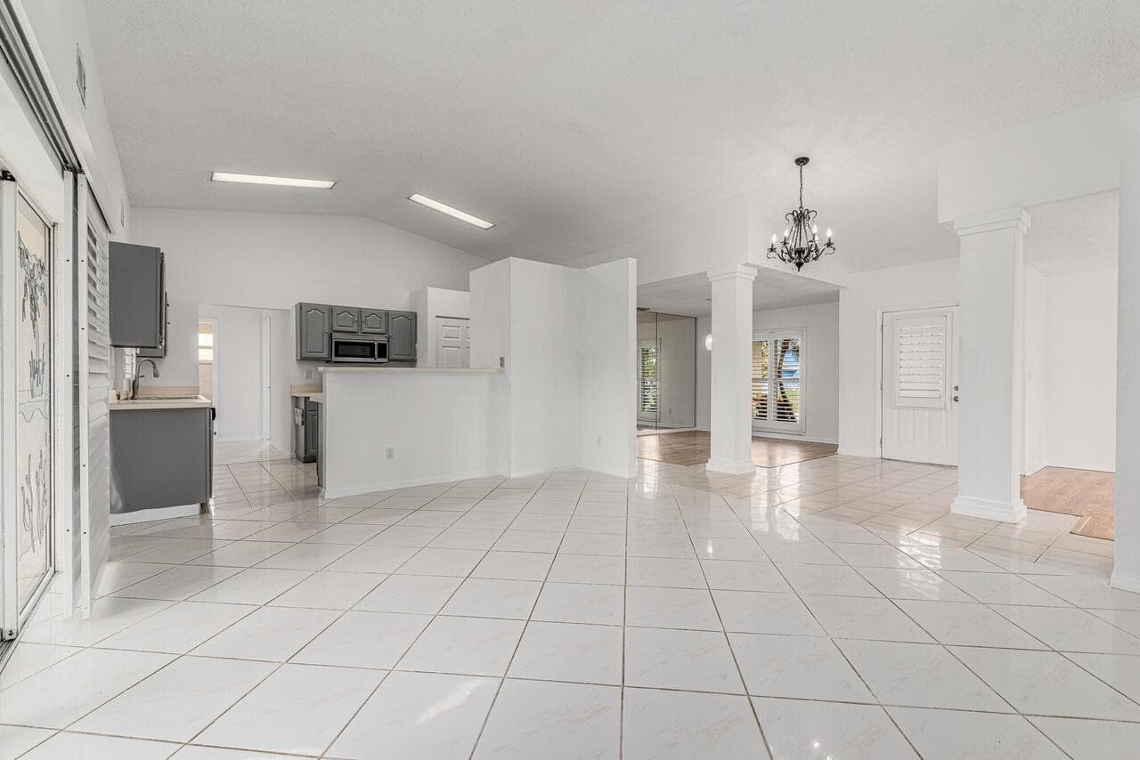 1126 SW Calmar Avenue, Port St. Lucie, FL 34953 5