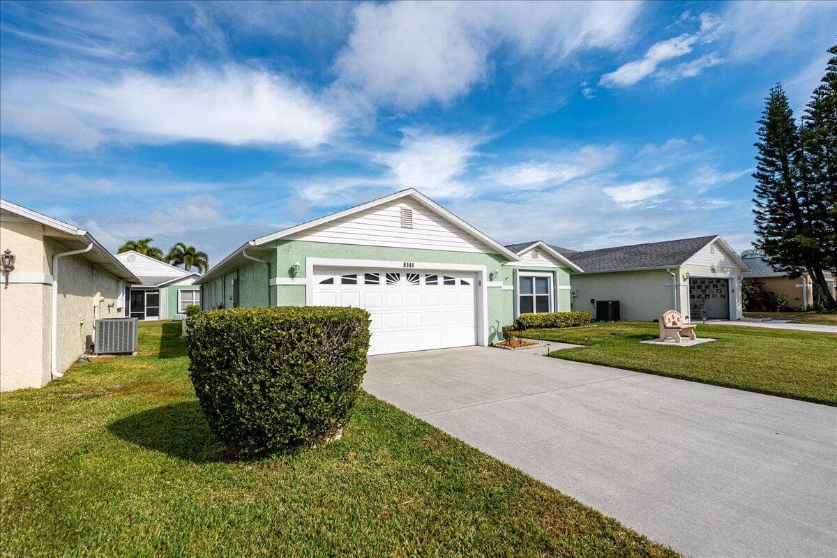 6144 Alexandria Circle, Fort Pierce, FL 34982 5