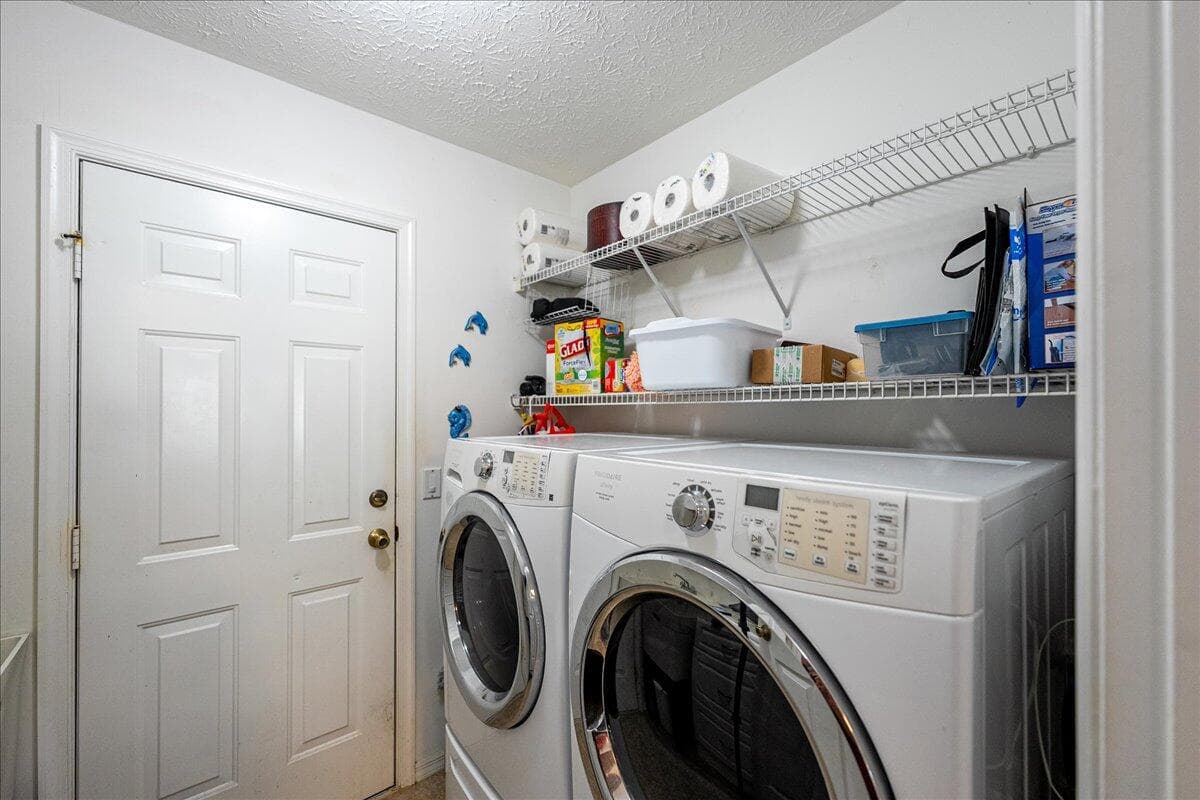 6144 Alexandria Circle, Fort Pierce, FL 34982 34