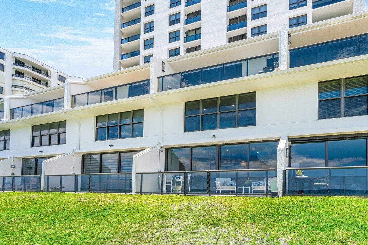 3115 S Ocean Boulevard 104, Highland Beach, FL 33487 36