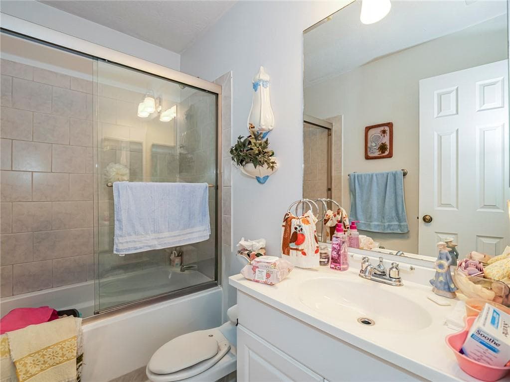 1875 Sixty Oaks Lane, Vero Beach, FL 32966 17