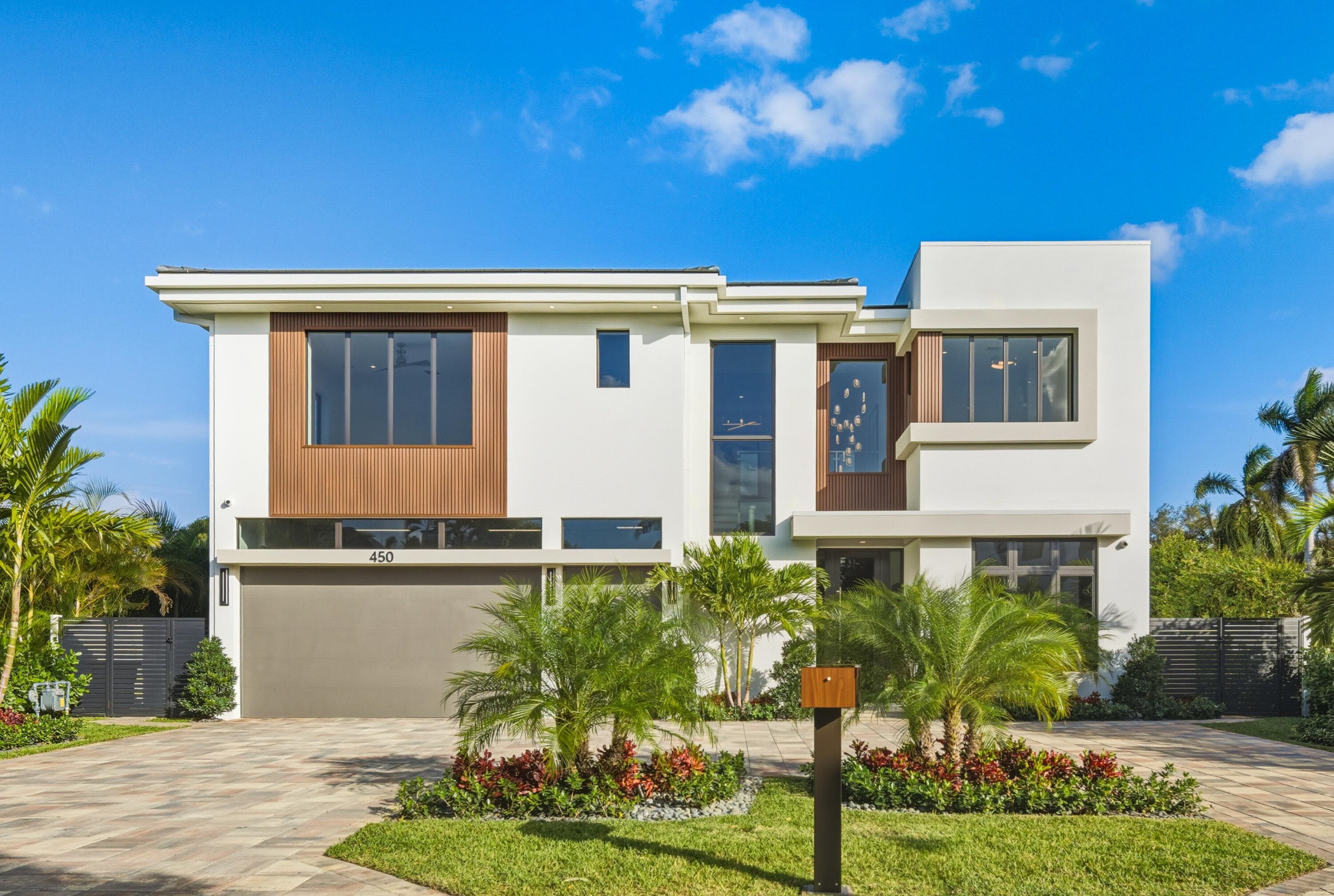 450 NE Spanish Court, Boca Raton, FL 33432 2
