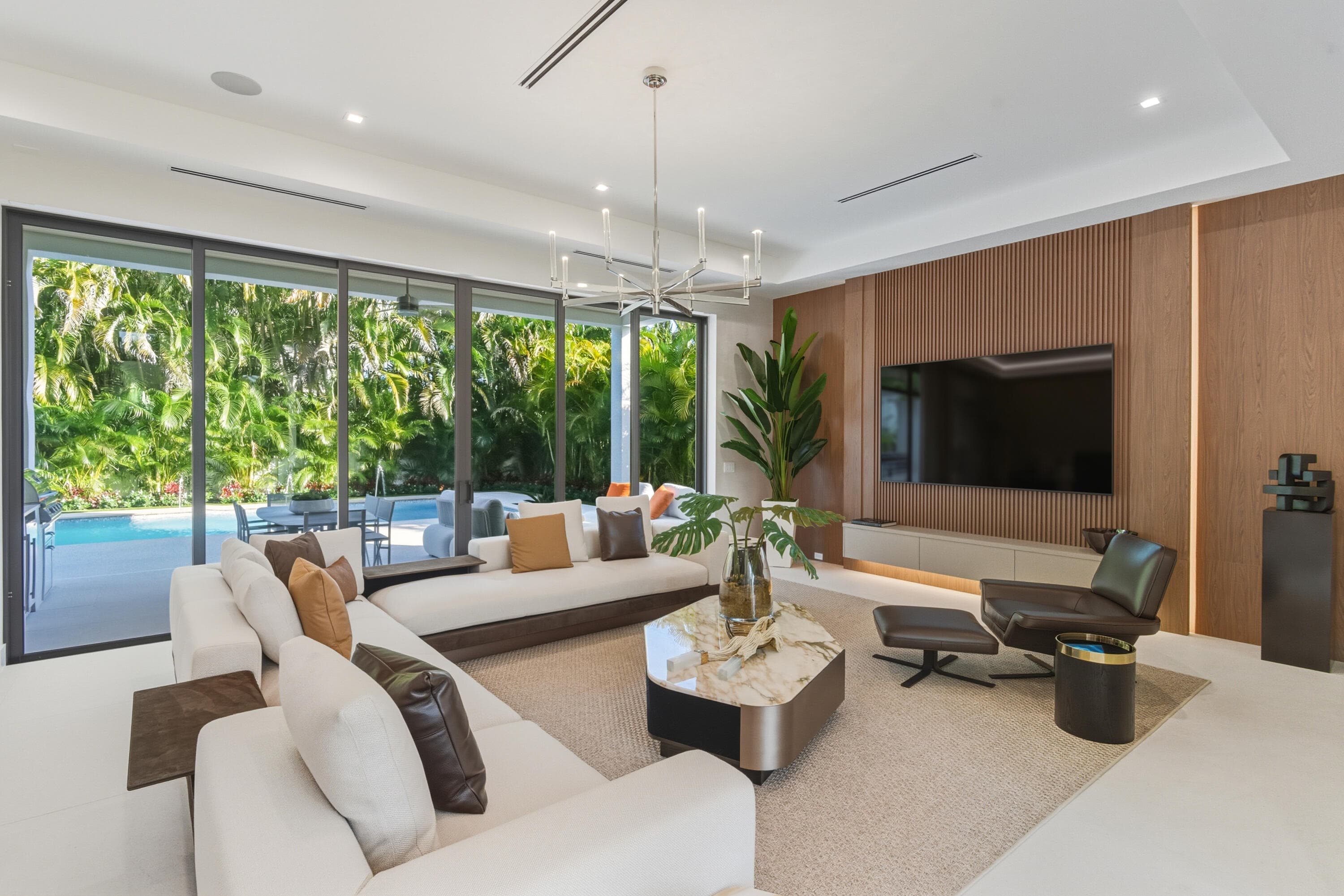 450 NE Spanish Court, Boca Raton, FL 33432 7