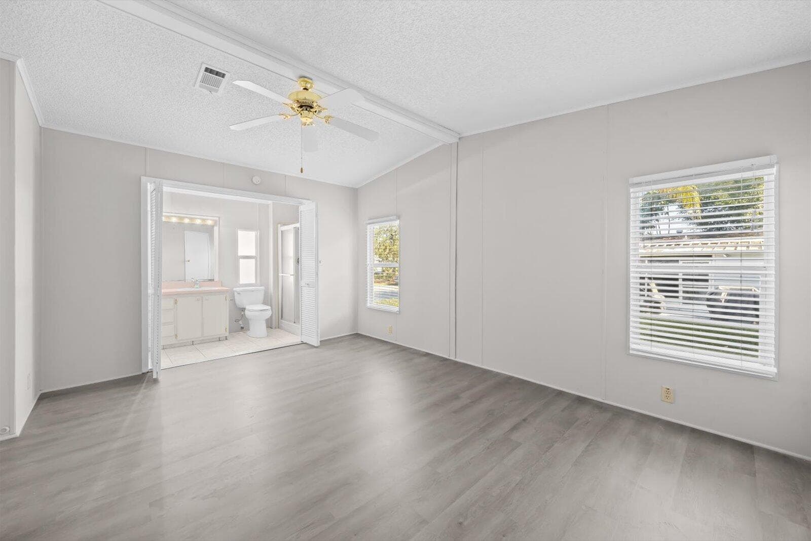 8221 Cinnamon Lane, Port St. Lucie, FL 34952 11