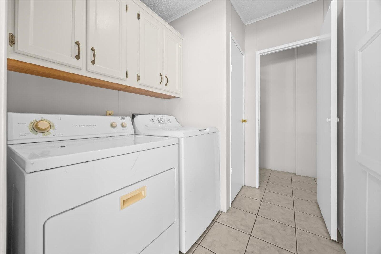 8221 Cinnamon Lane, Port St. Lucie, FL 34952 17